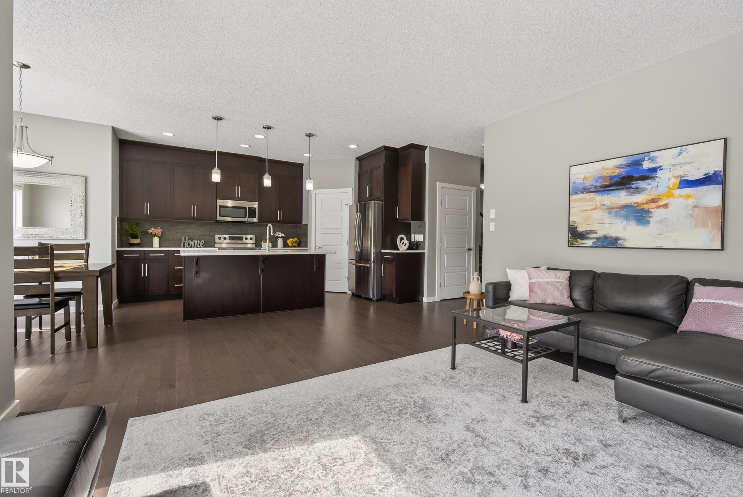 7907 Getty Place, Edmonton, AB