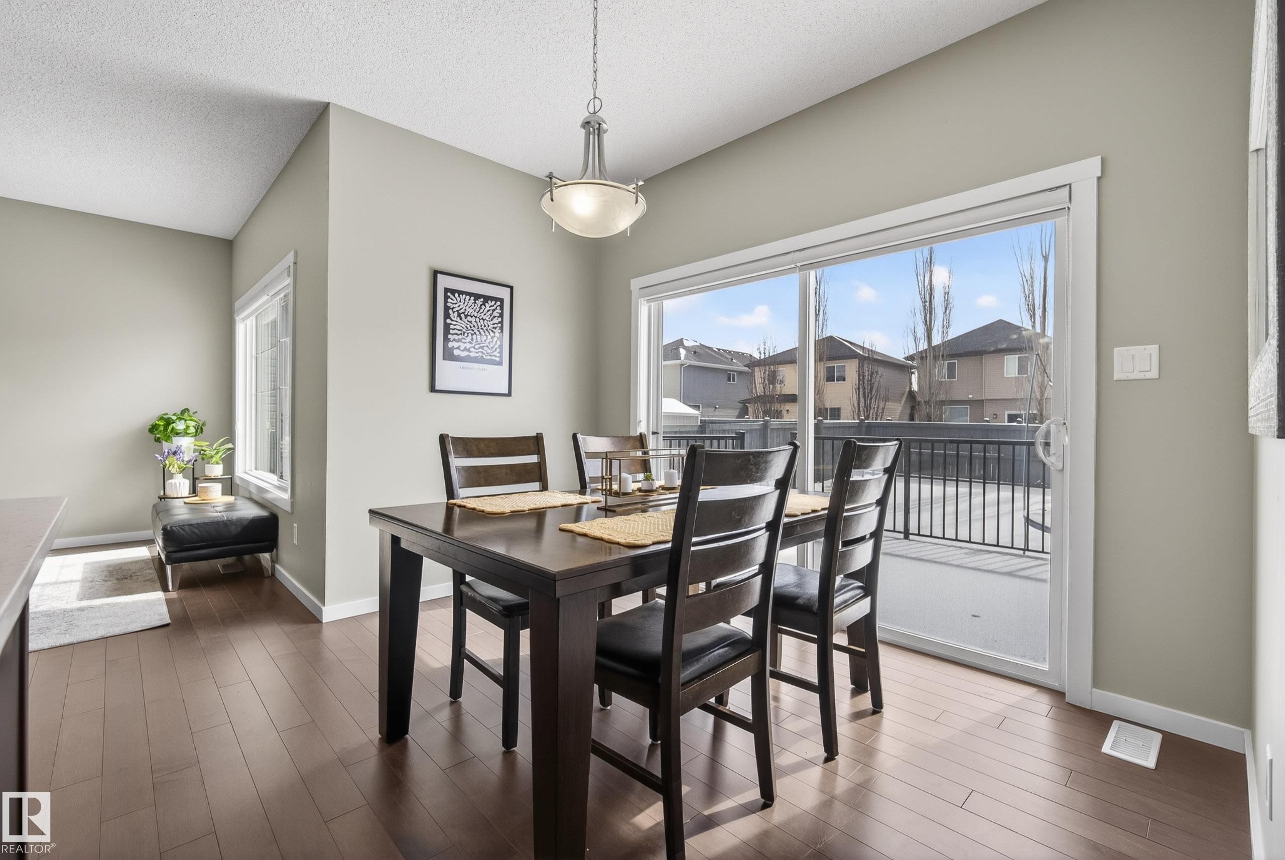 7907 Getty Place, Edmonton, AB