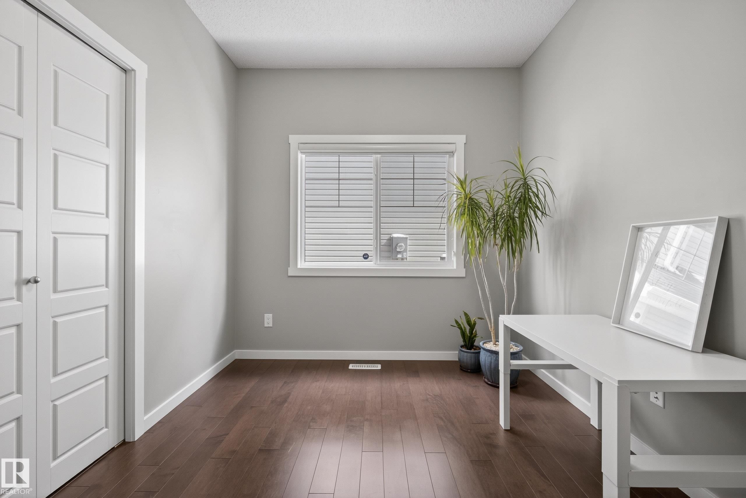 7907 Getty Place, Edmonton, AB