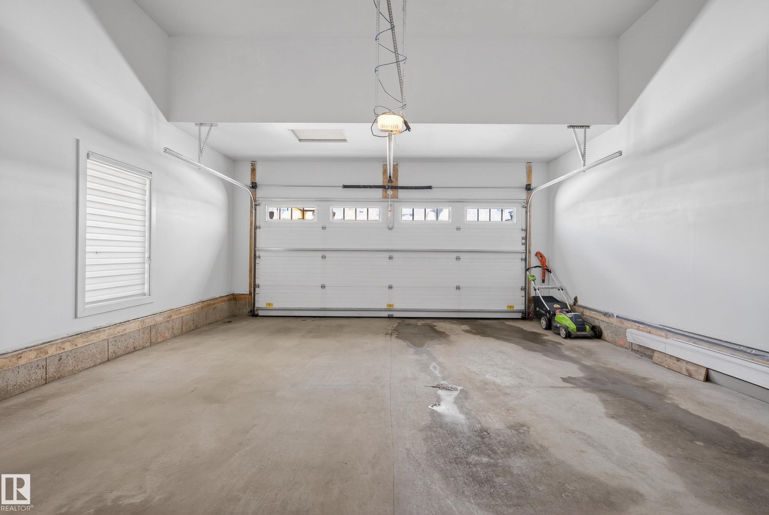 7907 Getty Place, Edmonton, AB