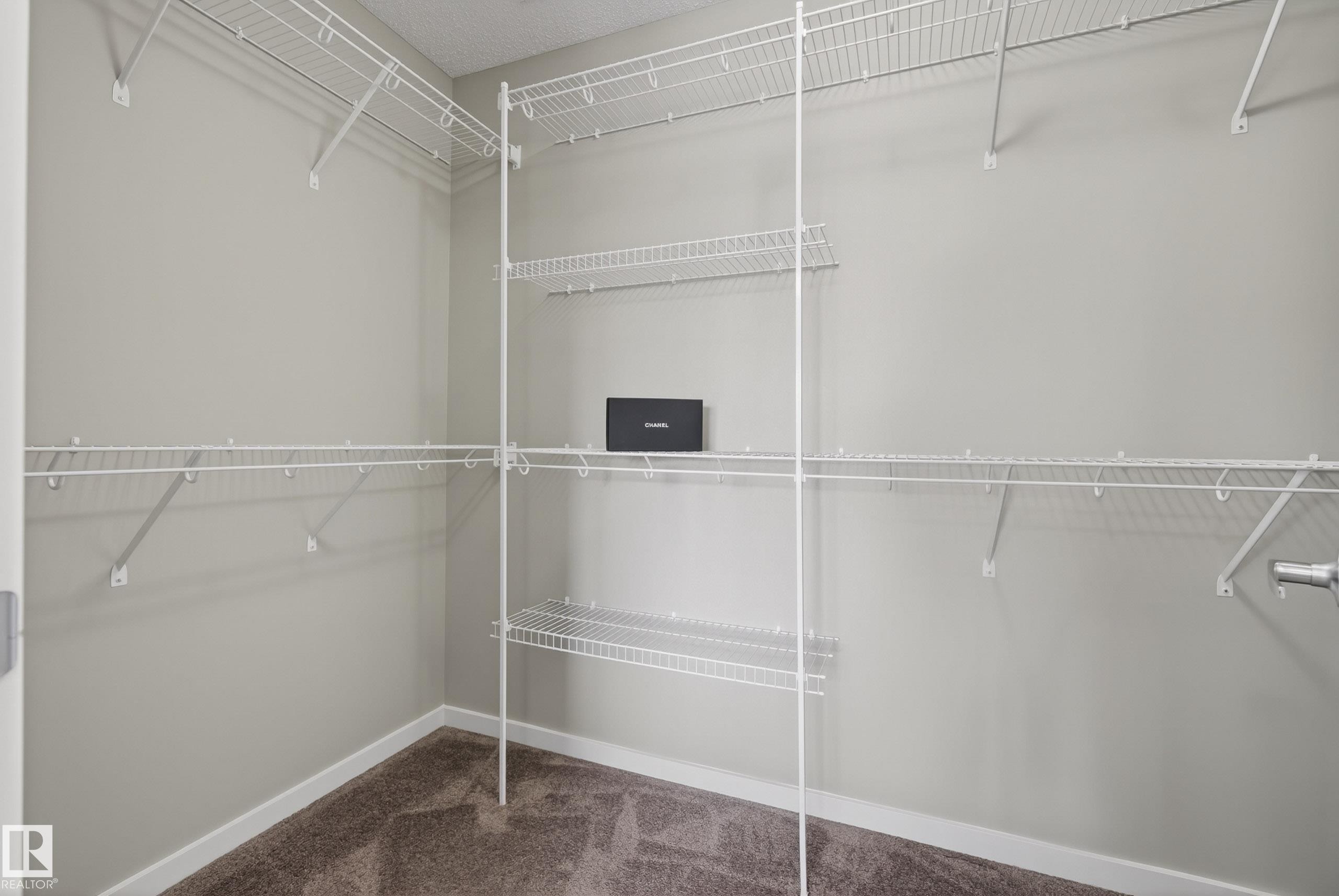 7907 Getty Place, Edmonton, AB