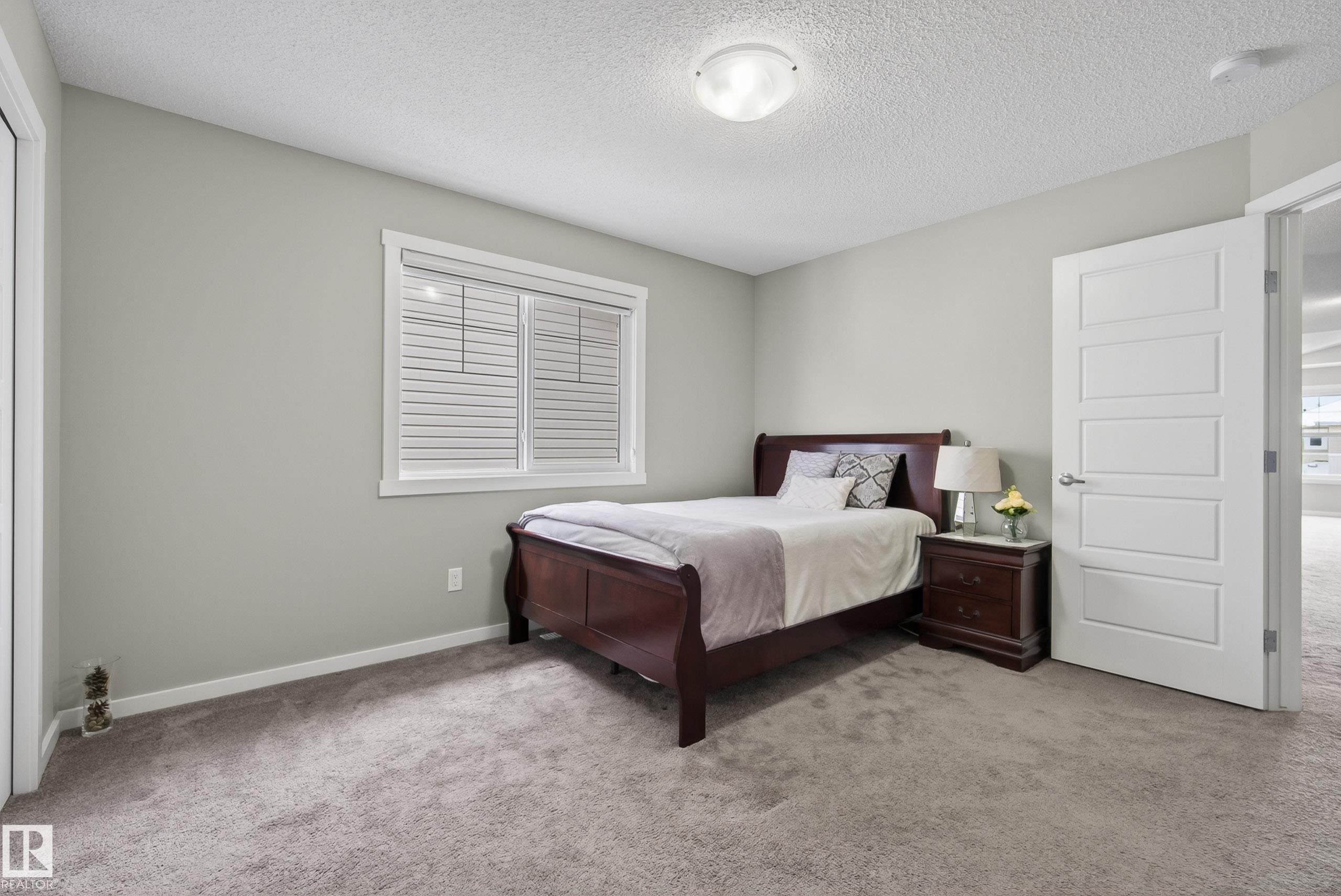 7907 Getty Place, Edmonton, AB