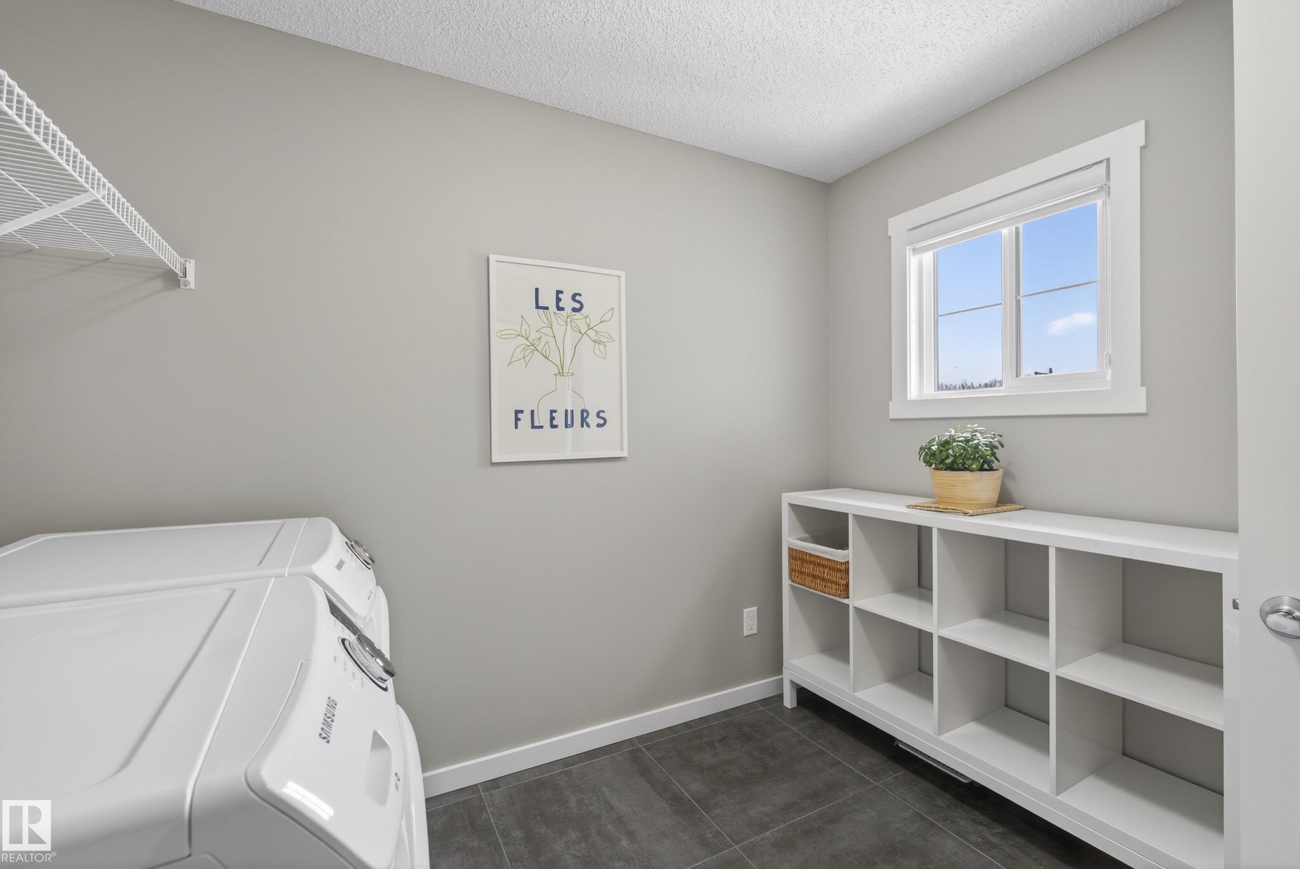 7907 Getty Place, Edmonton, AB