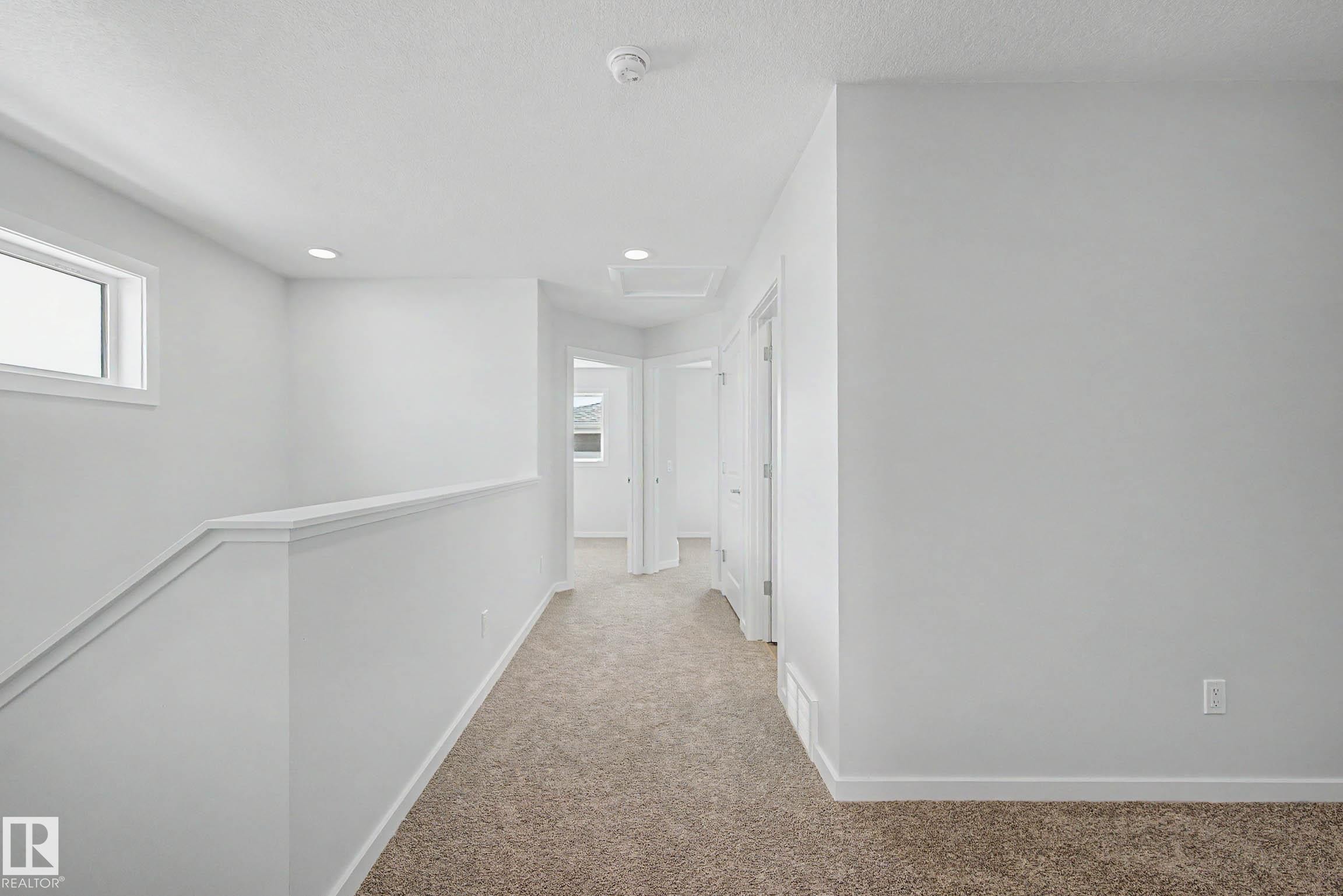 21203 25 Avenue, Edmonton, AB - Indoor Photo Showing Other Room