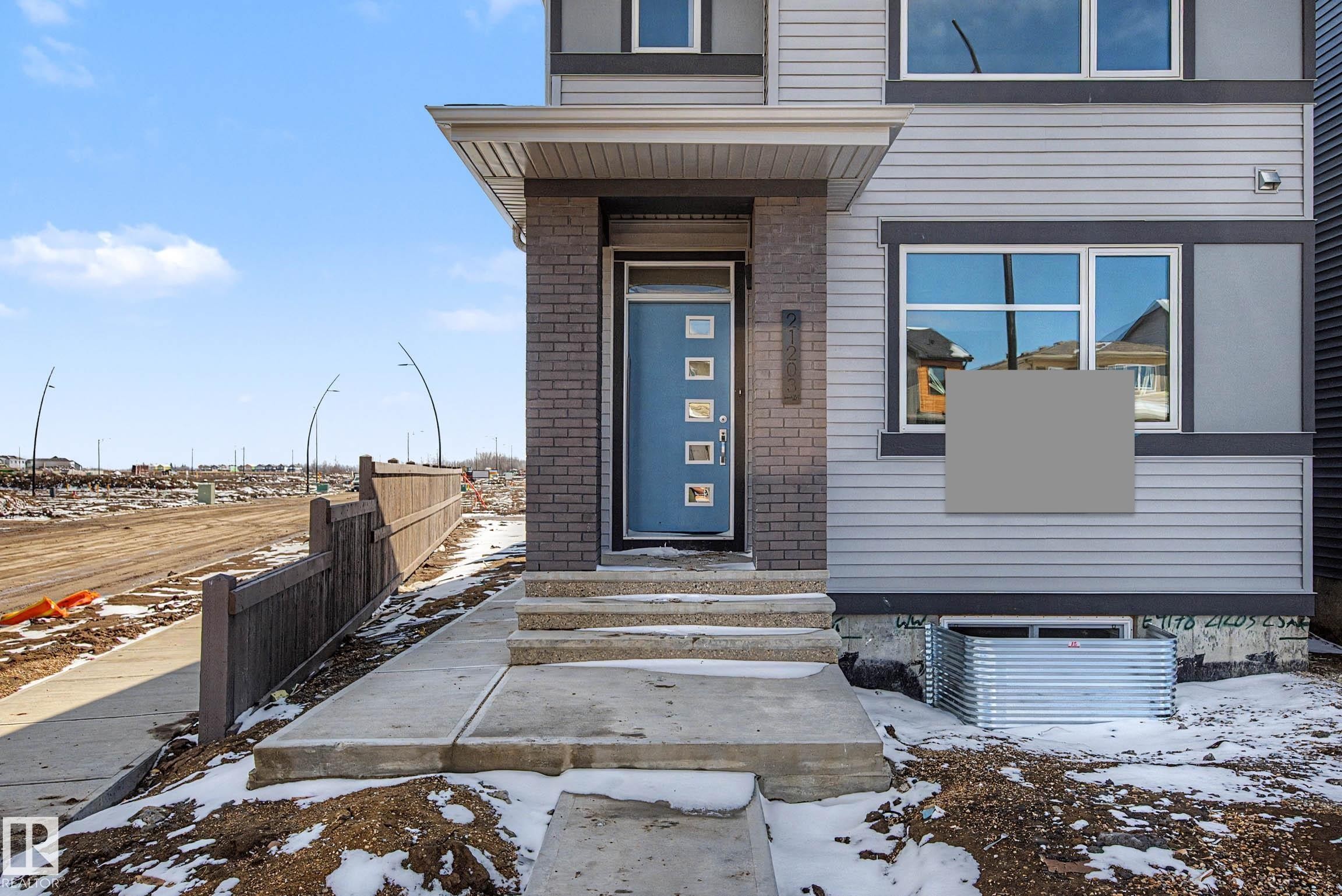 21203 25 Avenue, Edmonton, AB - Outdoor