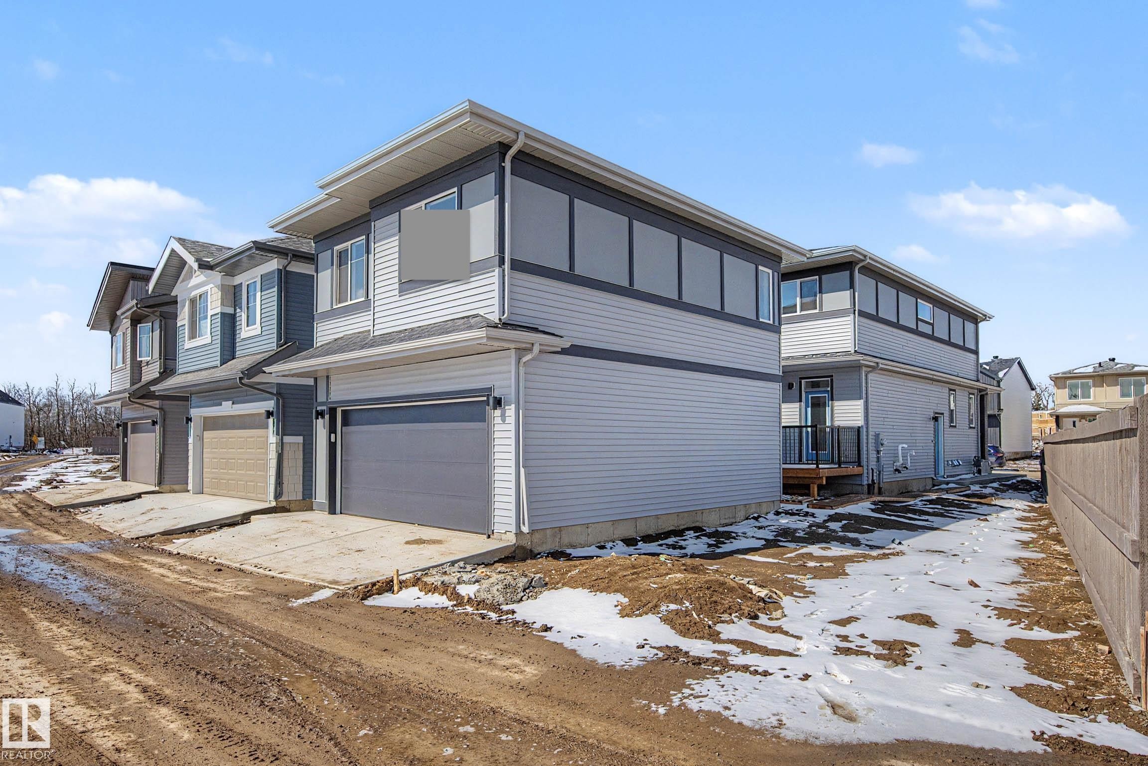 21203 25 Avenue, Edmonton, AB - Outdoor