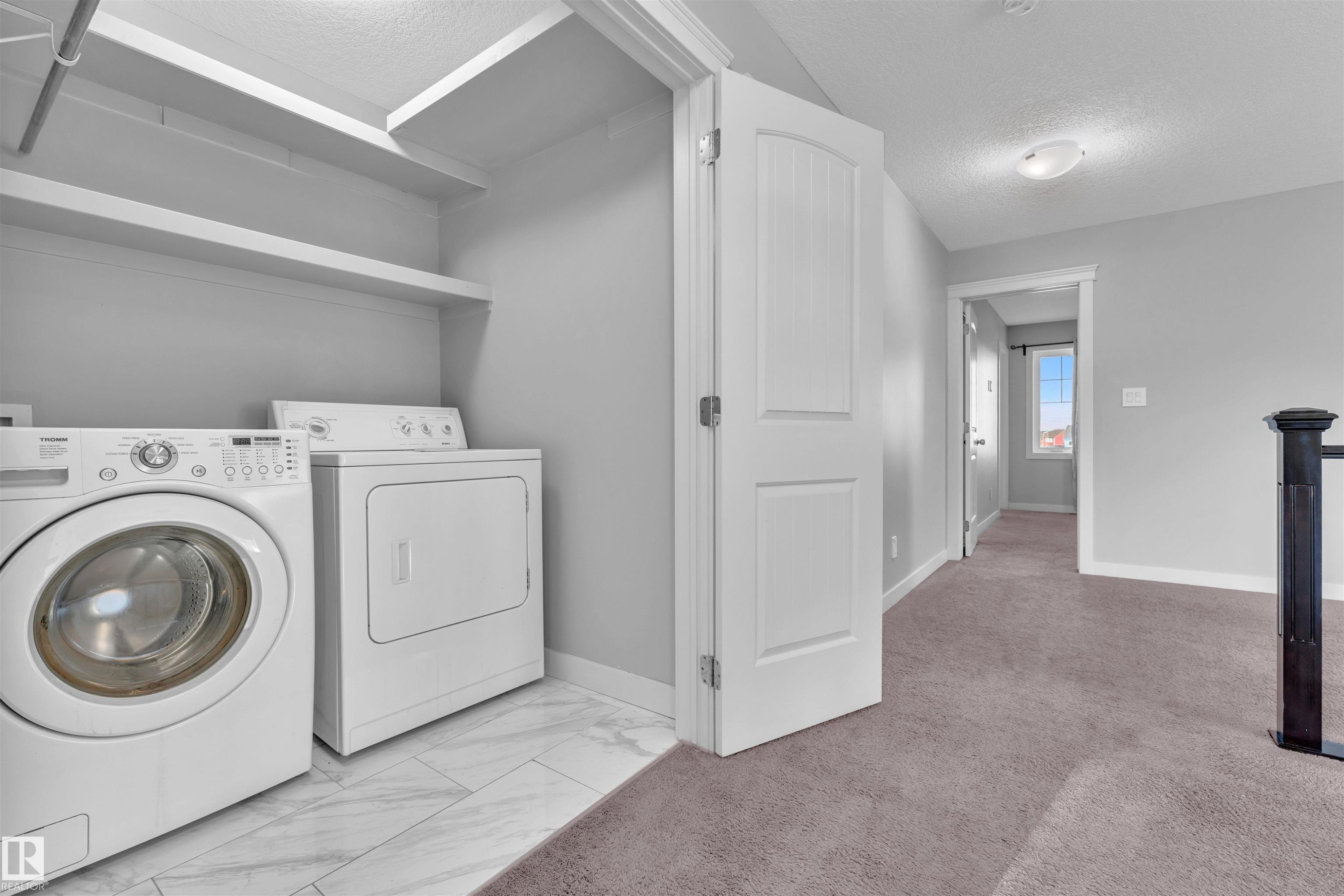 6664 Cardinal Road, Edmonton, AB - Indoor Photo Showing Laundry Room