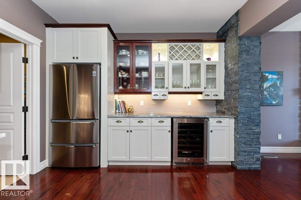 304 Caldwell Close, Edmonton, AB - Indoor