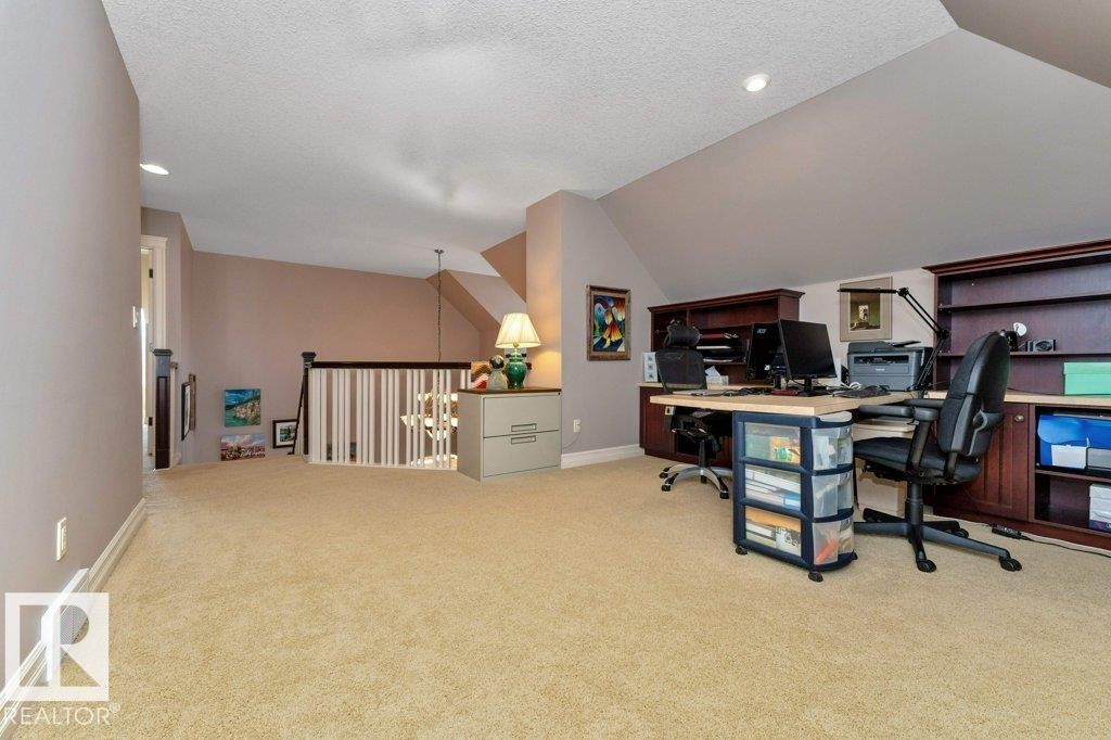 304 Caldwell Close, Edmonton, AB - Indoor