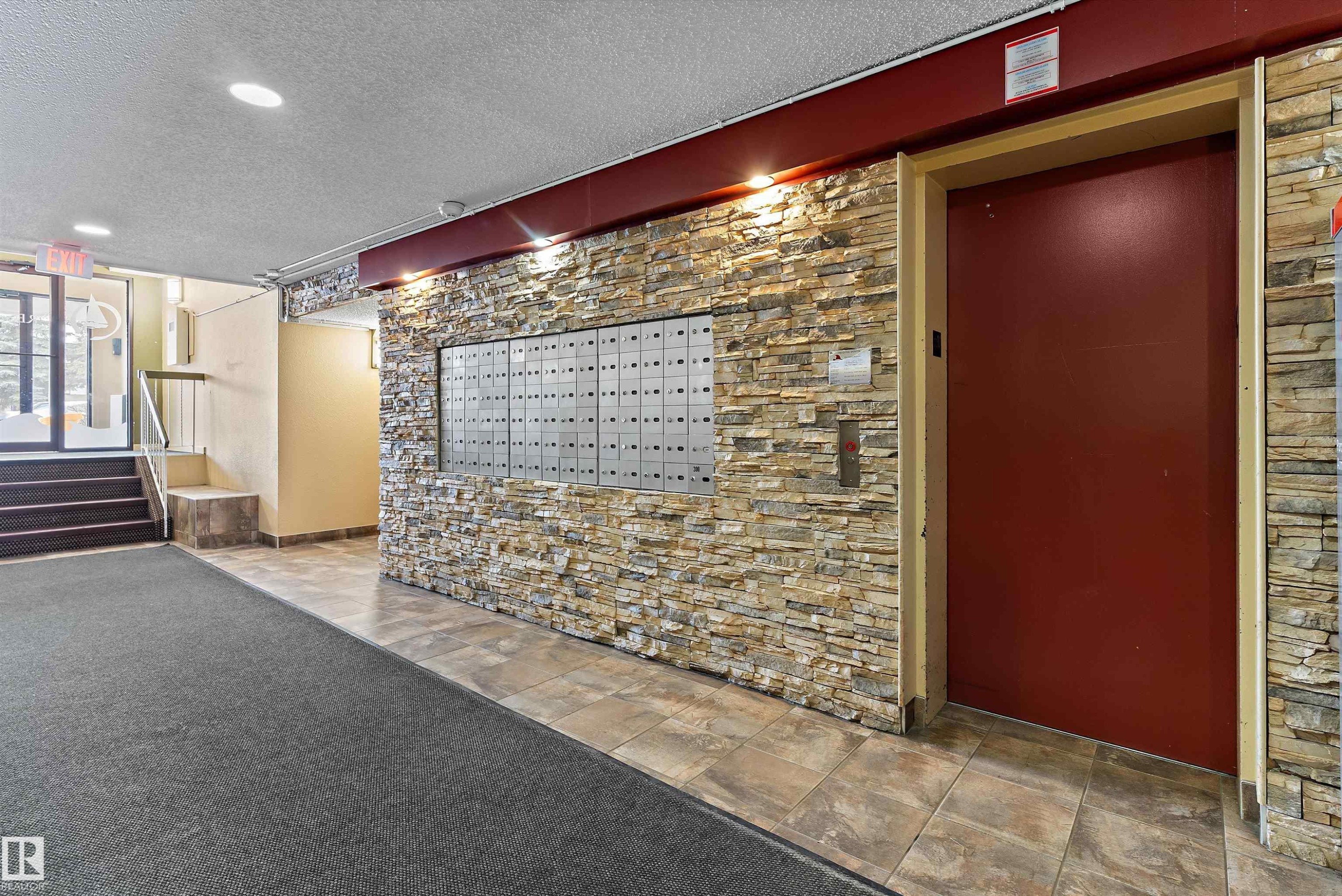 407 3610 43 Avenue, Edmonton, AB -