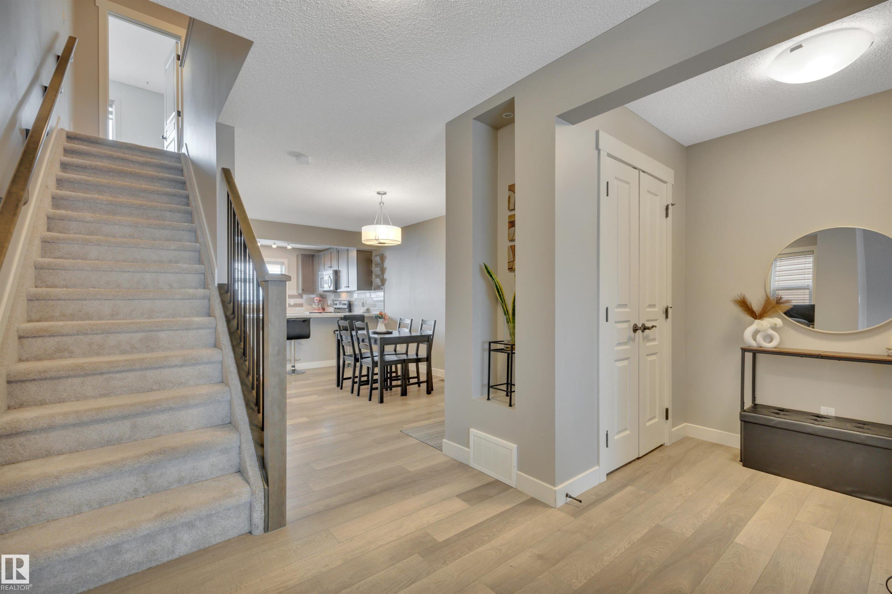 17626 61A Street, Edmonton, AB - Indoor Photo Showing Other Room