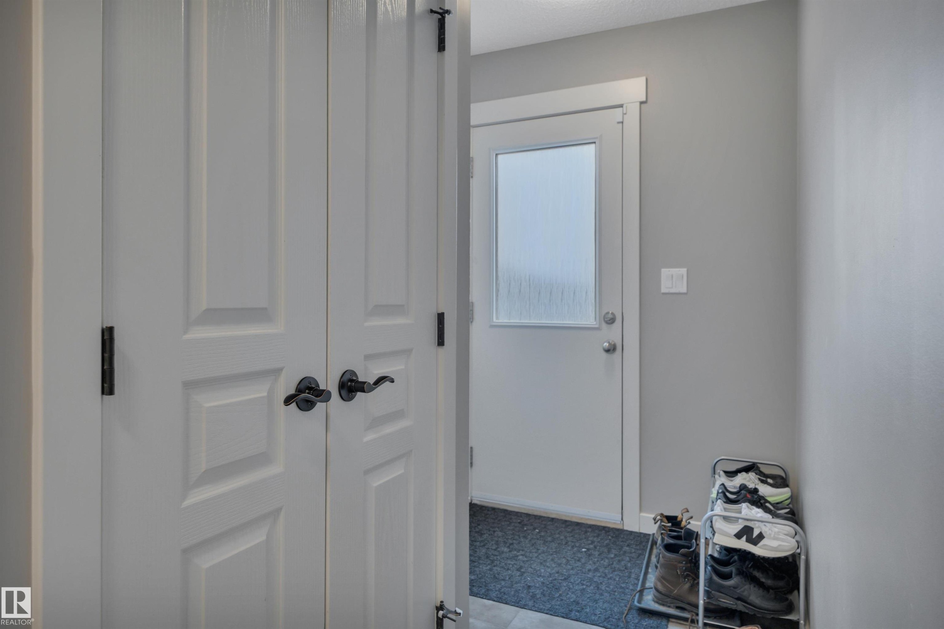 17626 61A Street, Edmonton, AB - Indoor Photo Showing Other Room