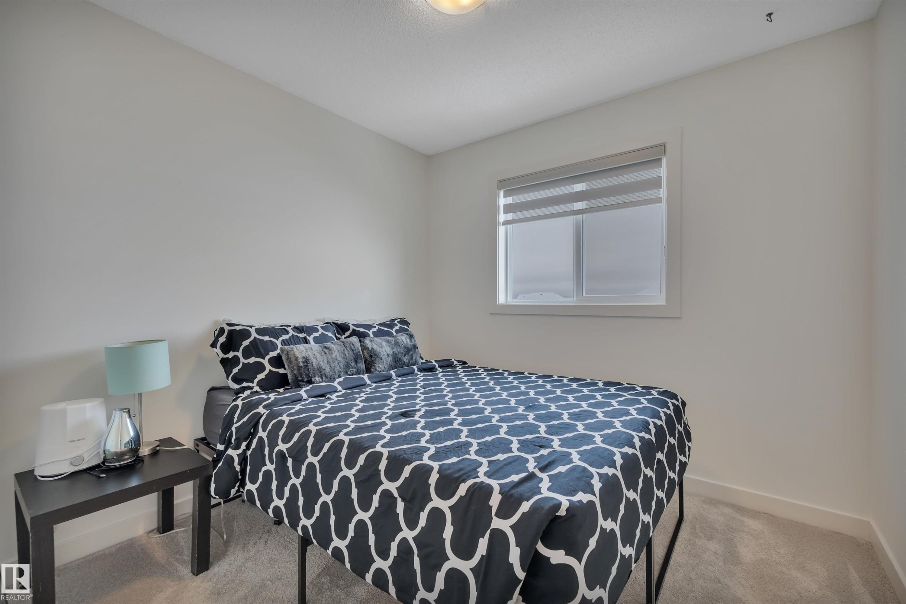 17626 61A Street, Edmonton, AB - Indoor Photo Showing Bedroom