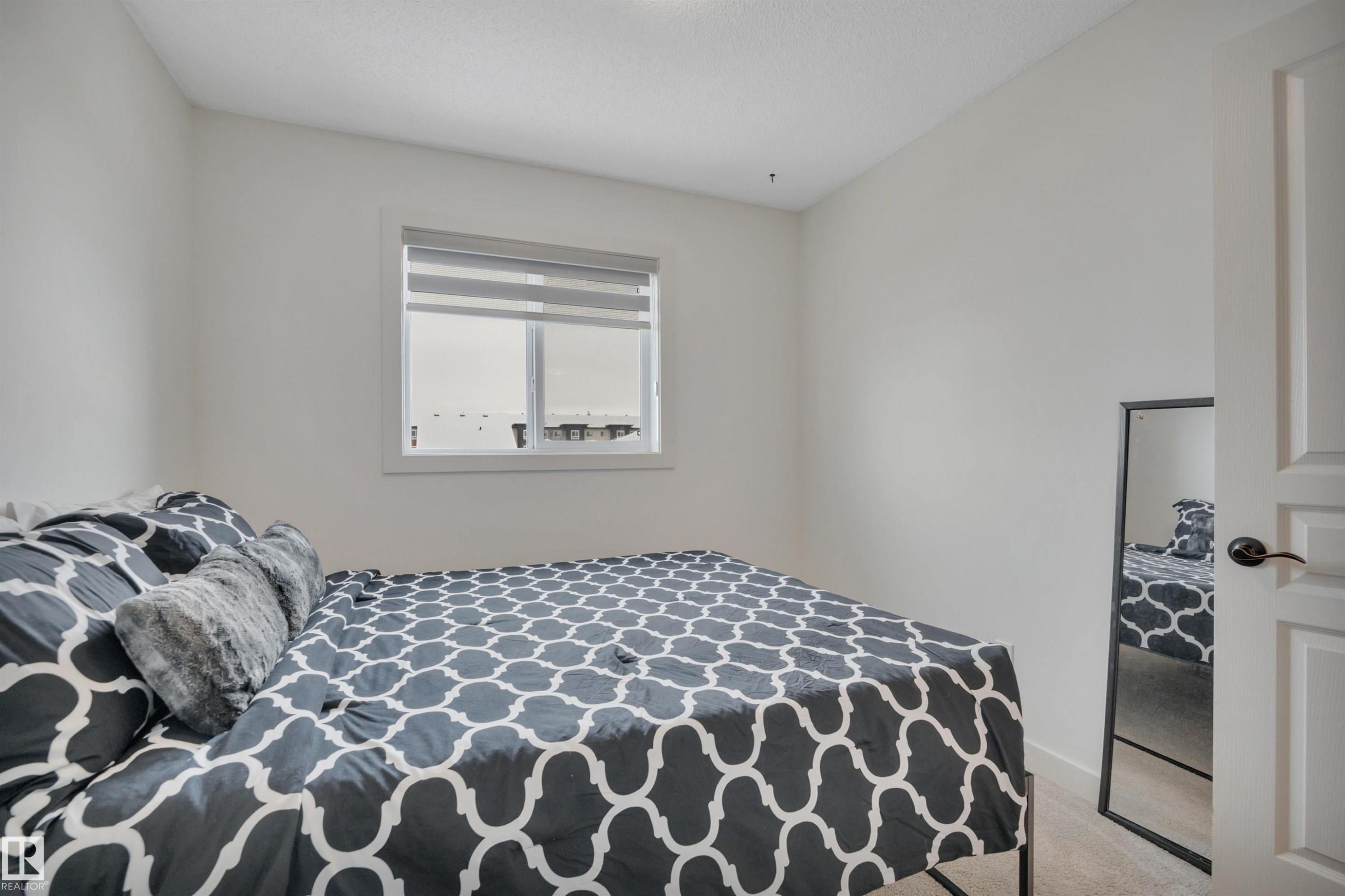 17626 61A Street, Edmonton, AB - Indoor Photo Showing Bedroom