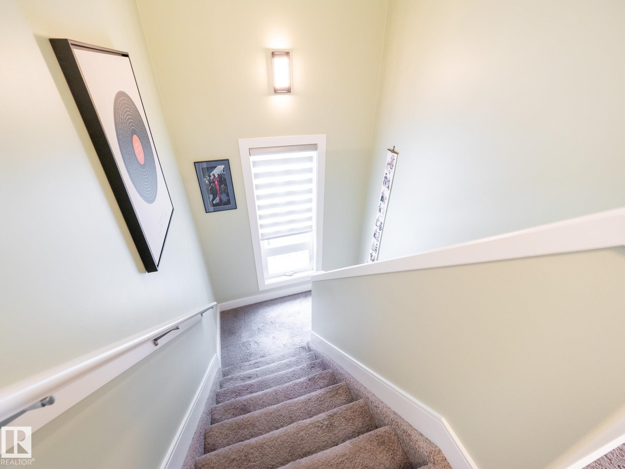 13035 132 Avenue, Edmonton, AB - Indoor Photo Showing Other Room