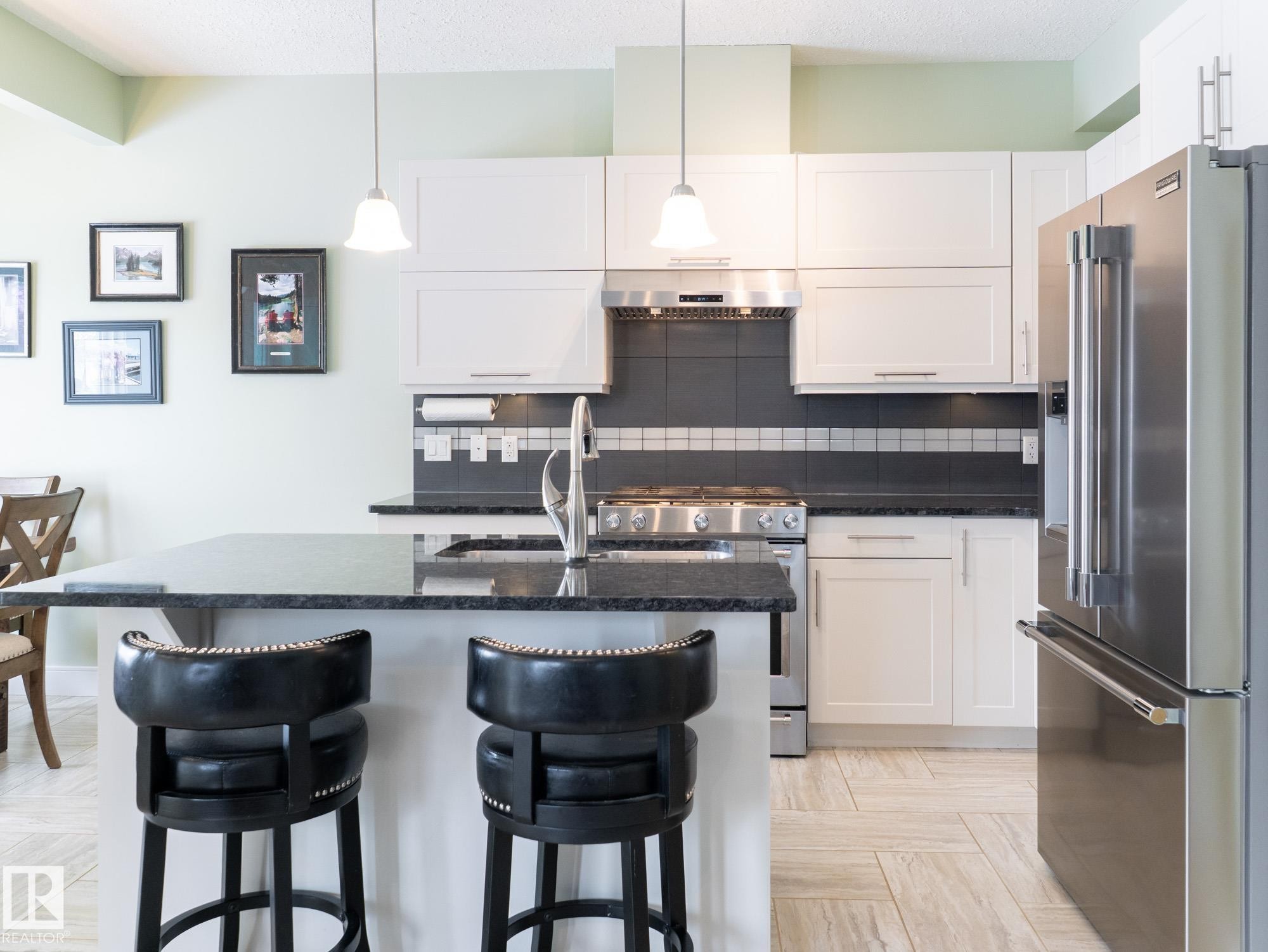 13035 132 Avenue, Edmonton, AB - Indoor Photo Showing Kitchen With Double Sink With Upgraded Kitchen
