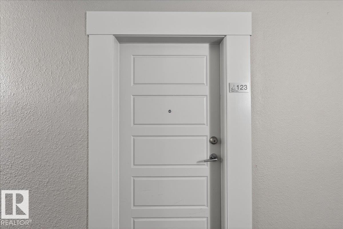 123 6084 Stanton Drive, Edmonton, AB - Photo Showing Other Room