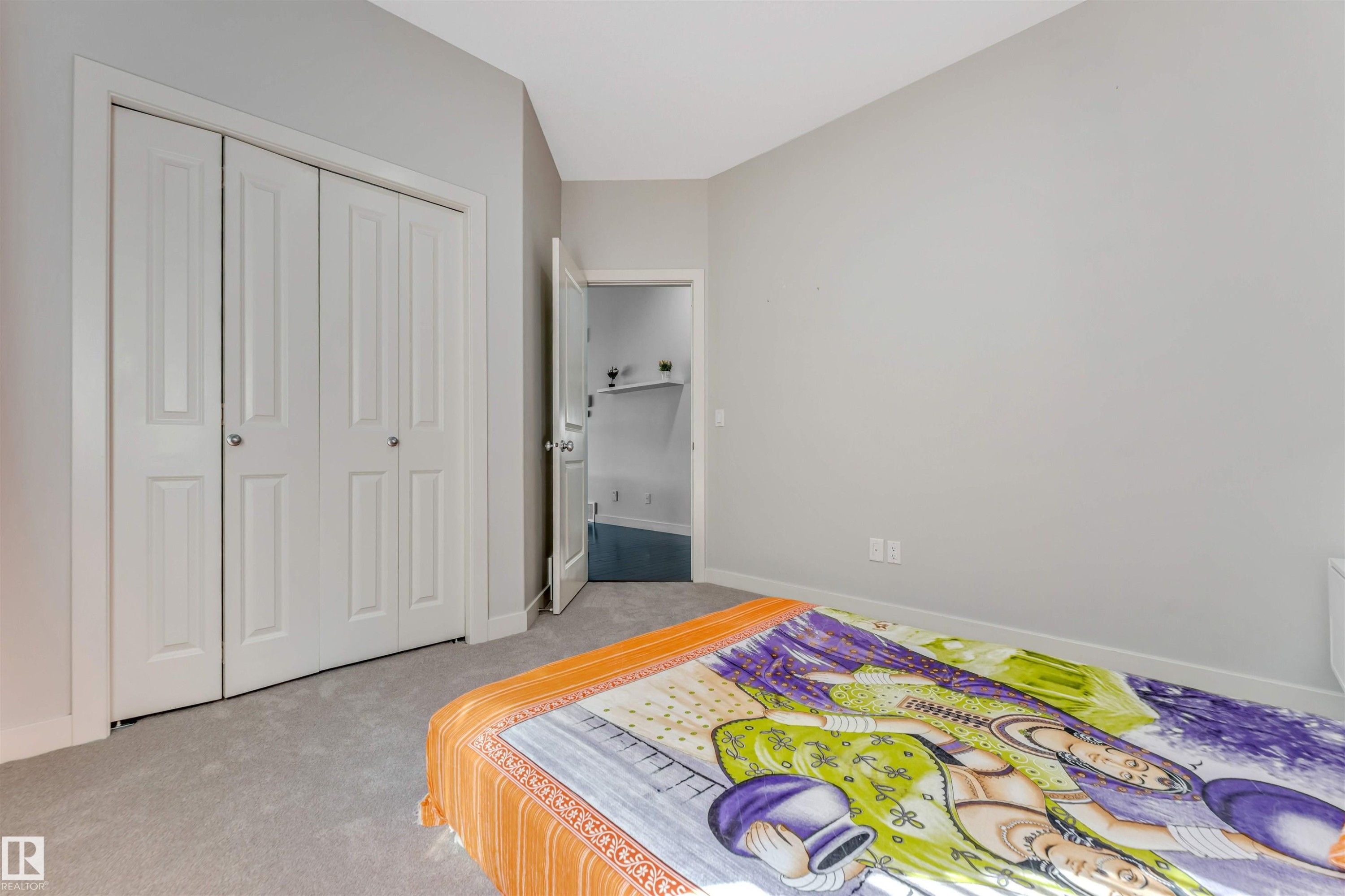 1920 69 St., Edmonton, AB - Indoor Photo Showing Bedroom