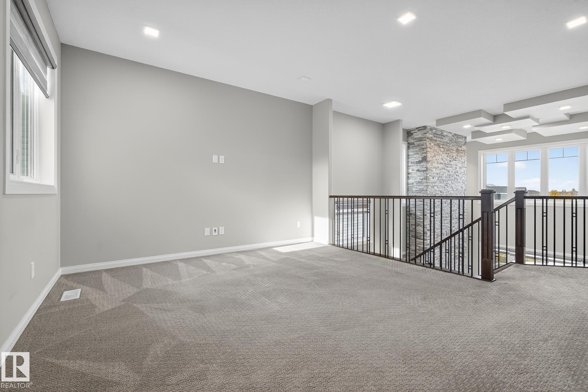 3419 Chickadee Drive, Edmonton, AB - Indoor Photo Showing Other Room