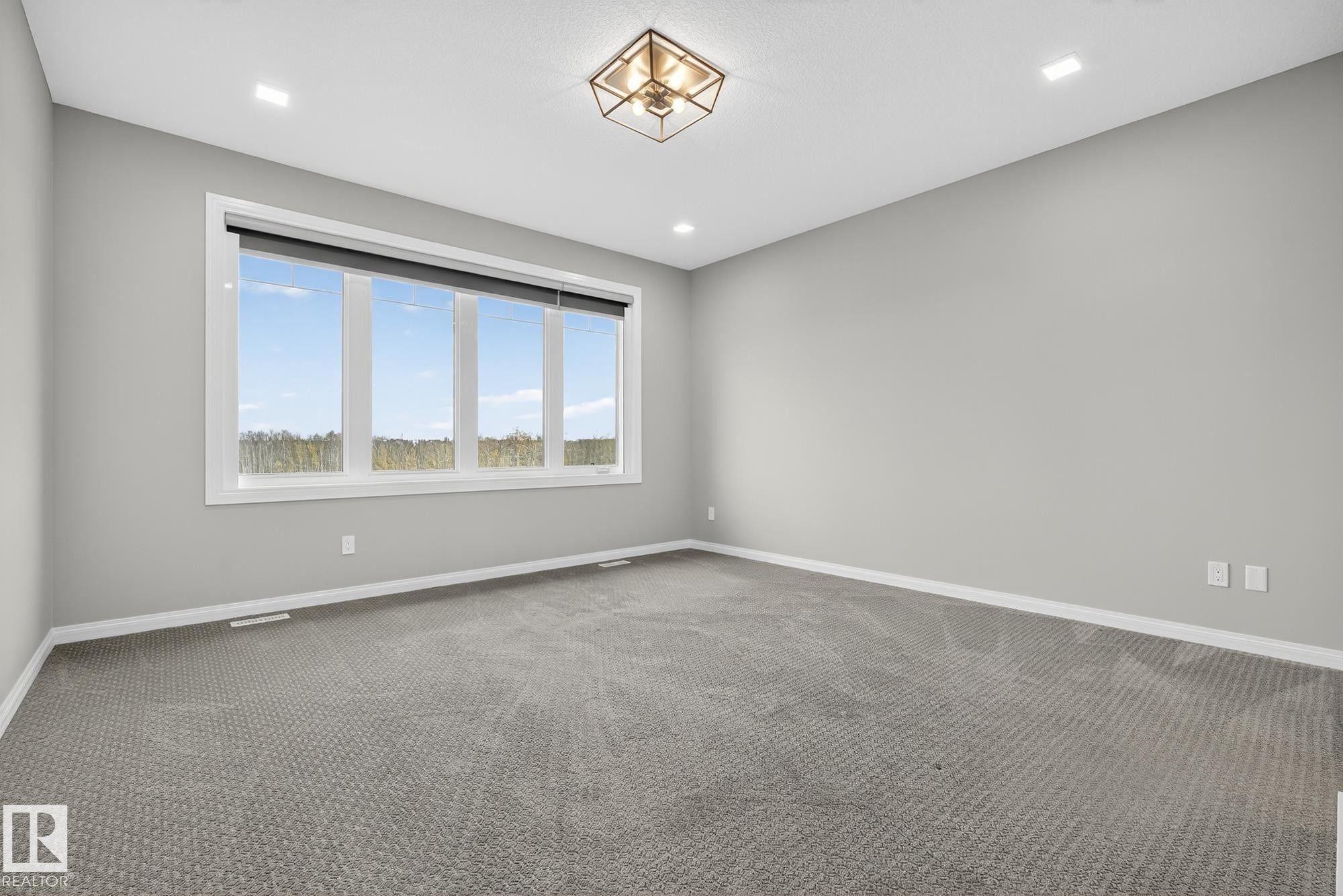 3419 Chickadee Drive, Edmonton, AB - Indoor Photo Showing Other Room