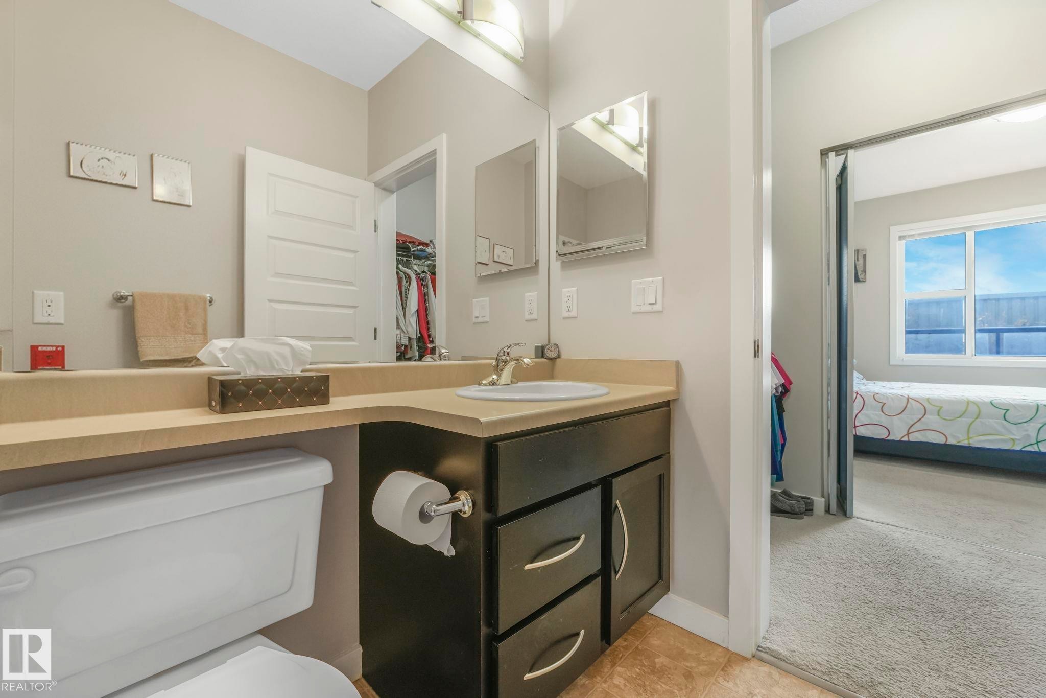 122 304 Ambleside Link Link, Edmonton, AB - Indoor Photo Showing Bathroom