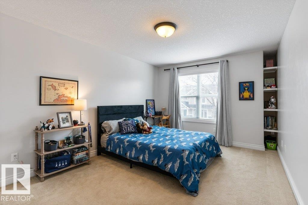 1628 Kerr Road, Edmonton, AB - Indoor Photo Showing Bedroom