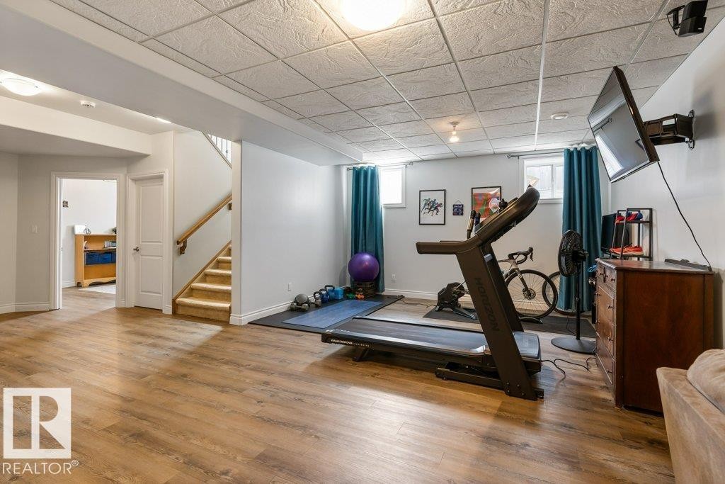 1628 Kerr Road, Edmonton, AB - Indoor Photo Showing Gym Room