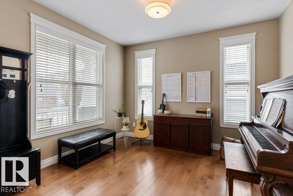 1628 Kerr Road, Edmonton, AB - Indoor