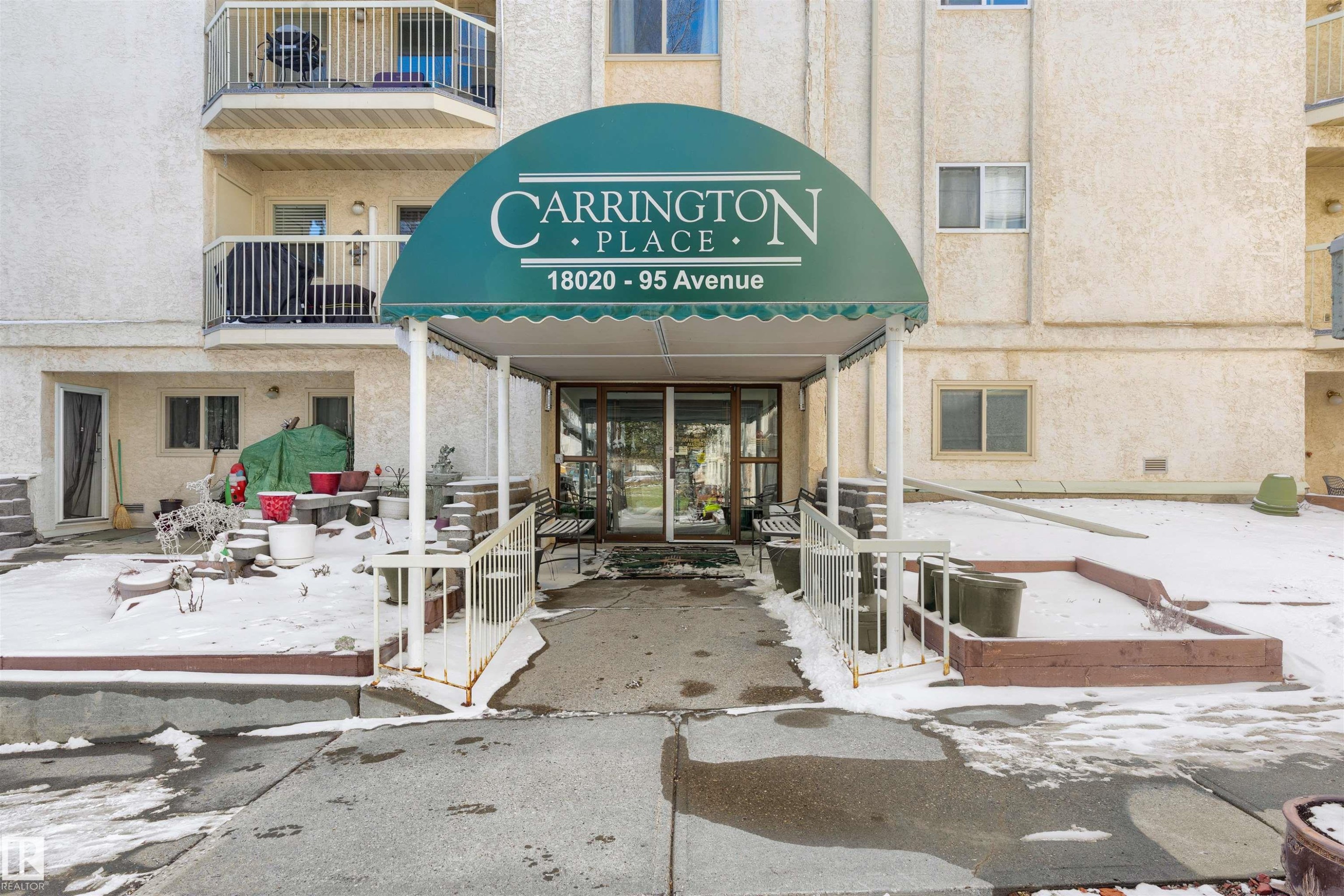 #403 18020 95 Av Nw, Edmonton, AB - Outdoor