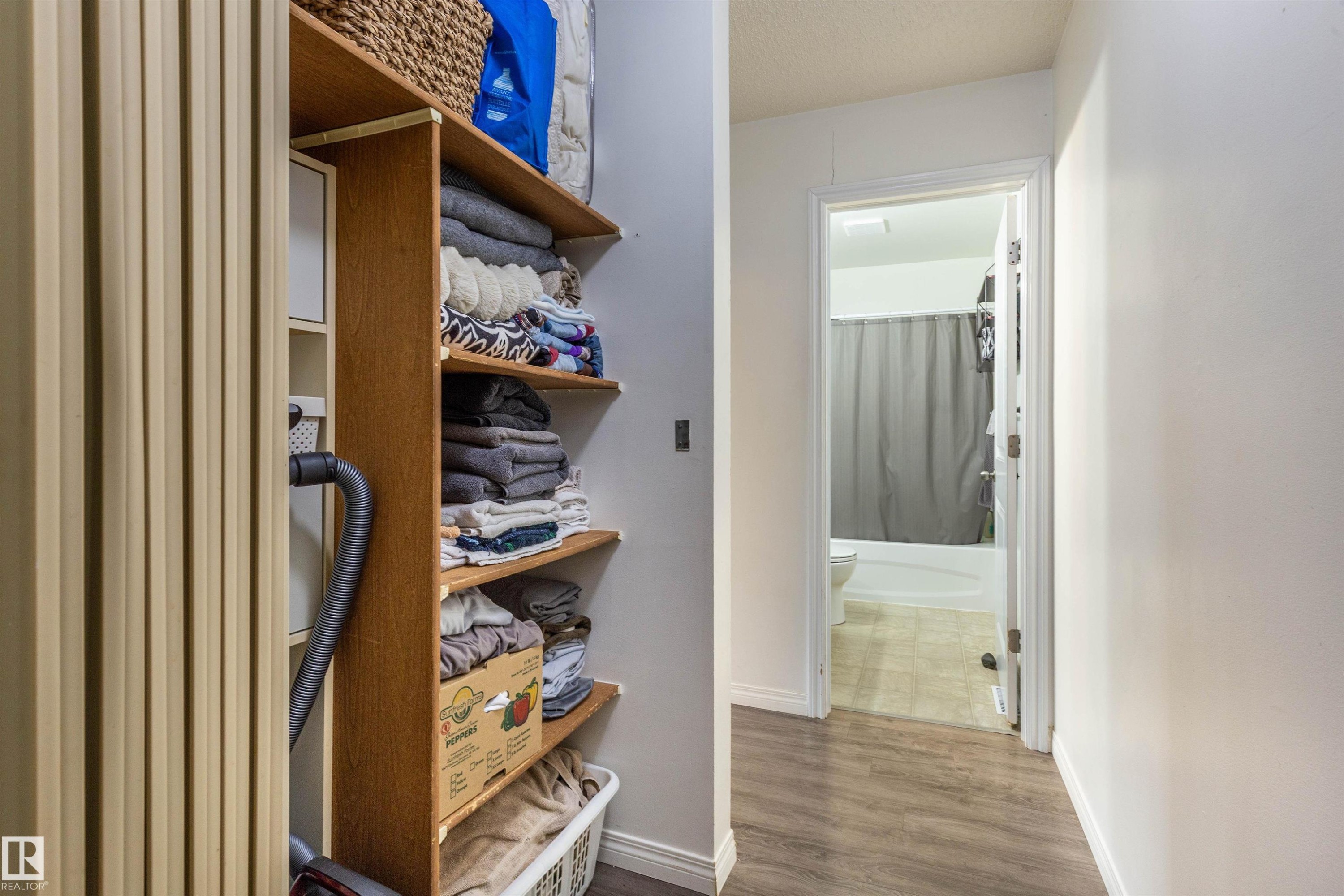 6504 184 Street, Edmonton, AB - Indoor Photo Showing Other Room