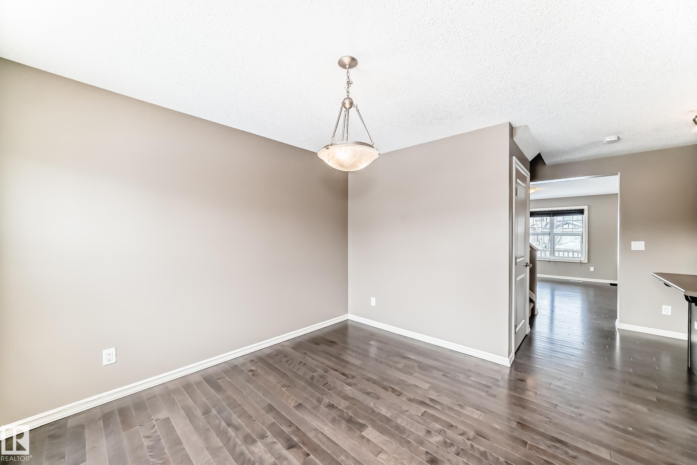 4044 Alexander Way, Edmonton, AB