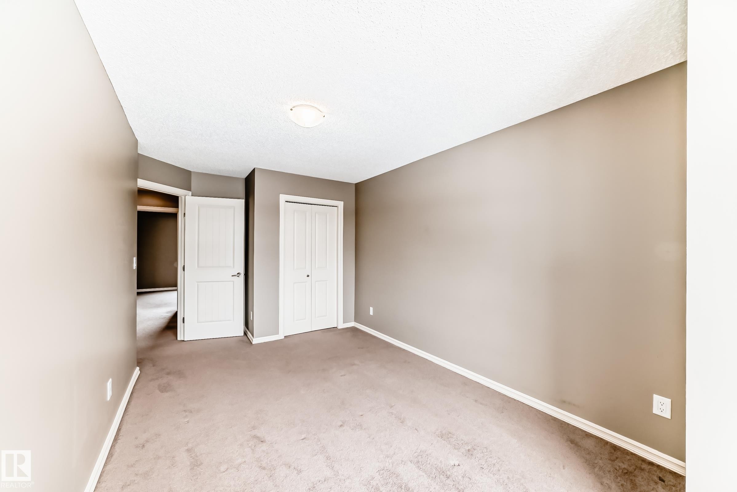 4044 Alexander Way, Edmonton, AB