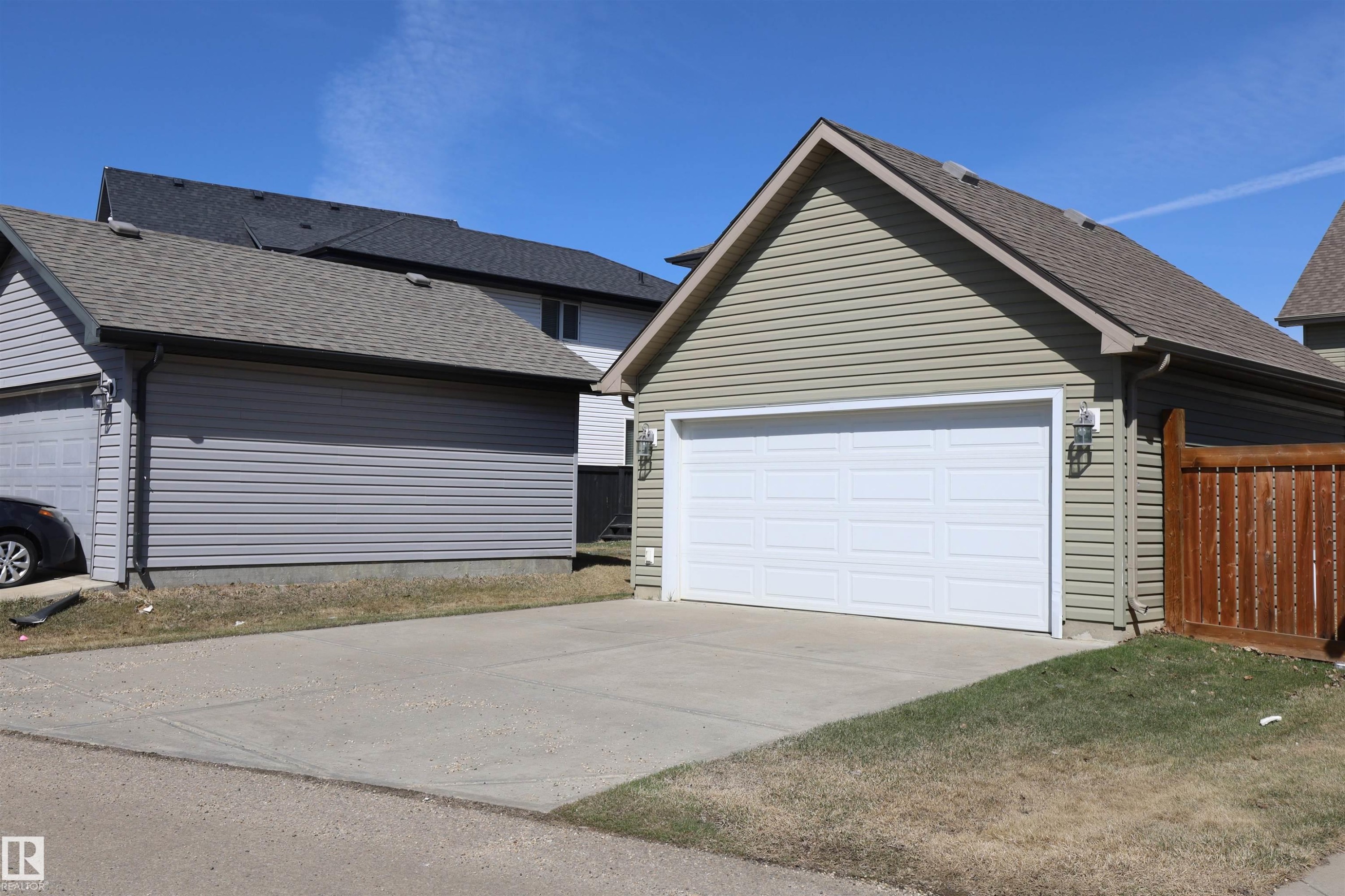 4044 Alexander Way, Edmonton, AB