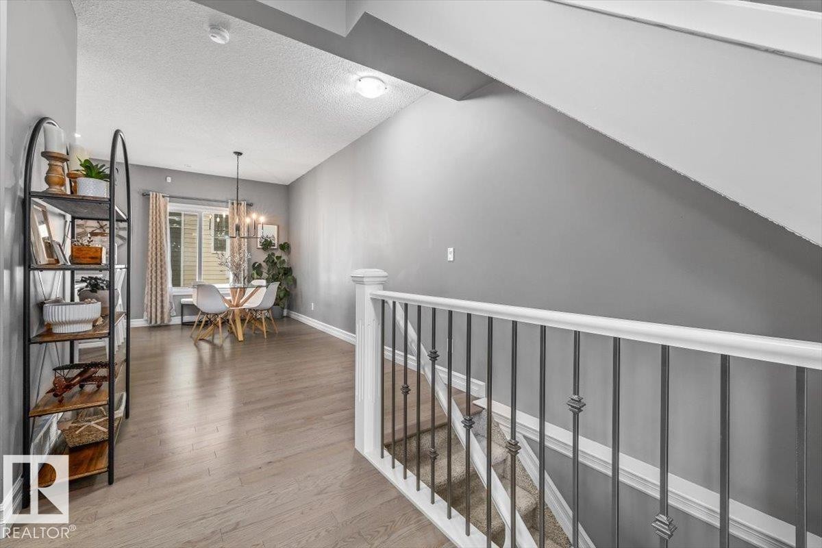 9 2003 Rabbit Hill Road, Edmonton, AB - Indoor Photo Showing Other Room