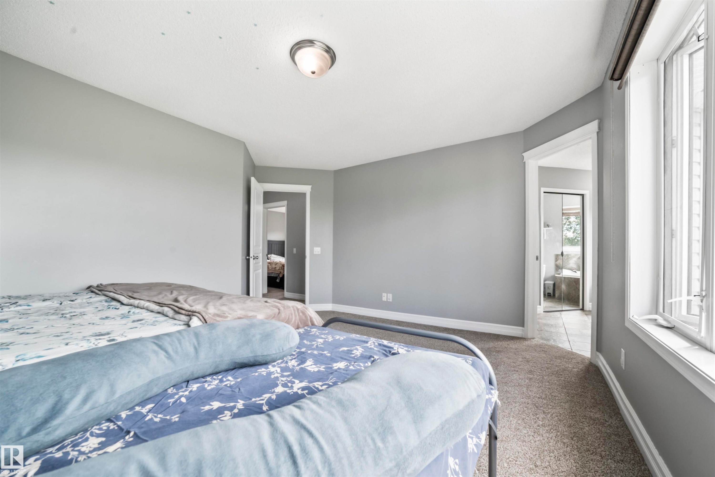 324 79 Street, Edmonton, AB - Indoor Photo Showing Bedroom