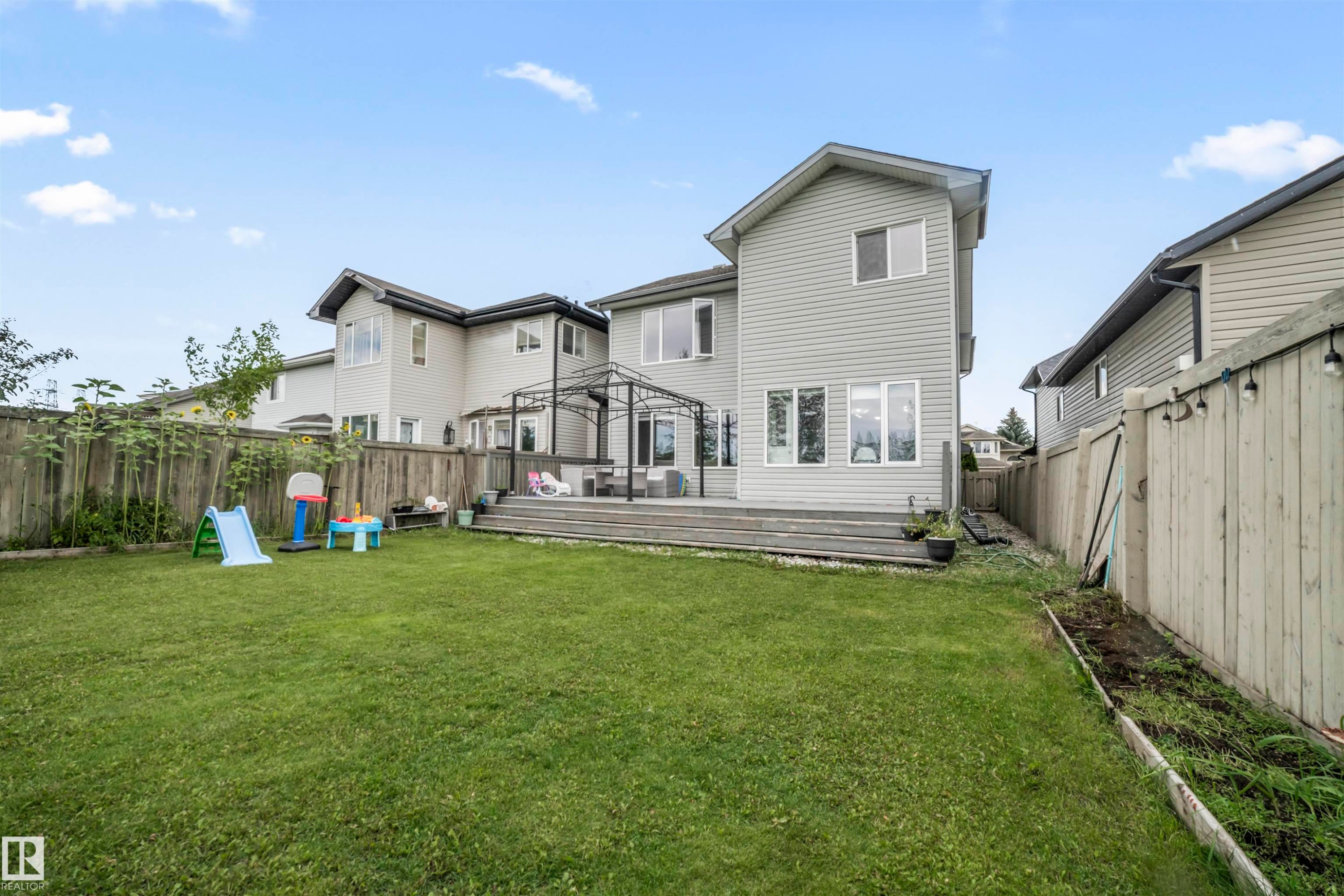 324 79 Street, Edmonton, AB - Outdoor