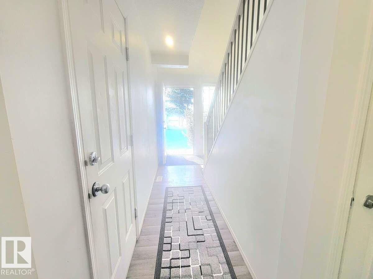 33 249 Edwards Drive, Edmonton, AB - Indoor Photo Showing Other Room