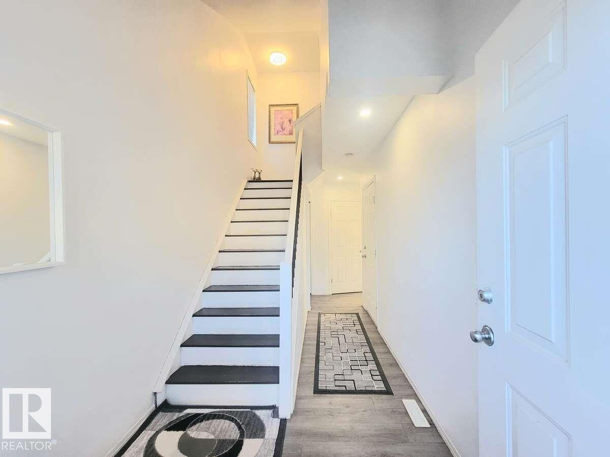 33 249 Edwards Drive, Edmonton, AB - Indoor Photo Showing Other Room