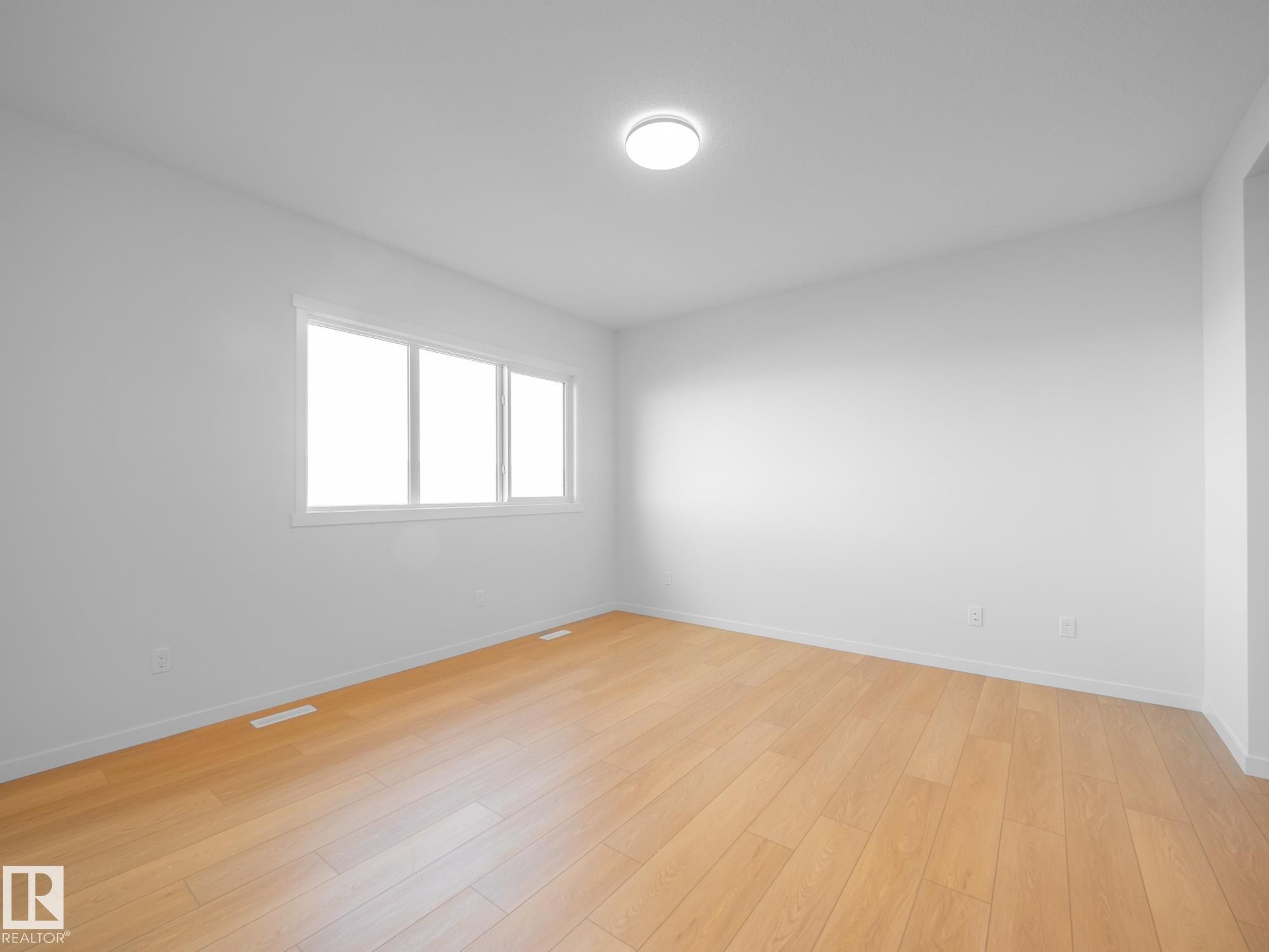 26 Nerine Crescent, St. Albert, AB - Indoor Photo Showing Other Room