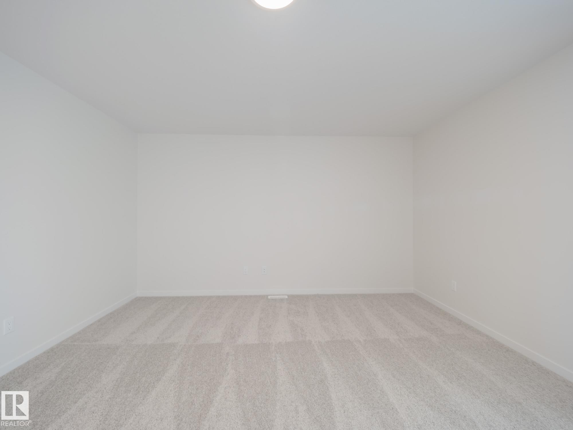 2 Elis Link, Spruce Grove, AB - Indoor Photo Showing Other Room