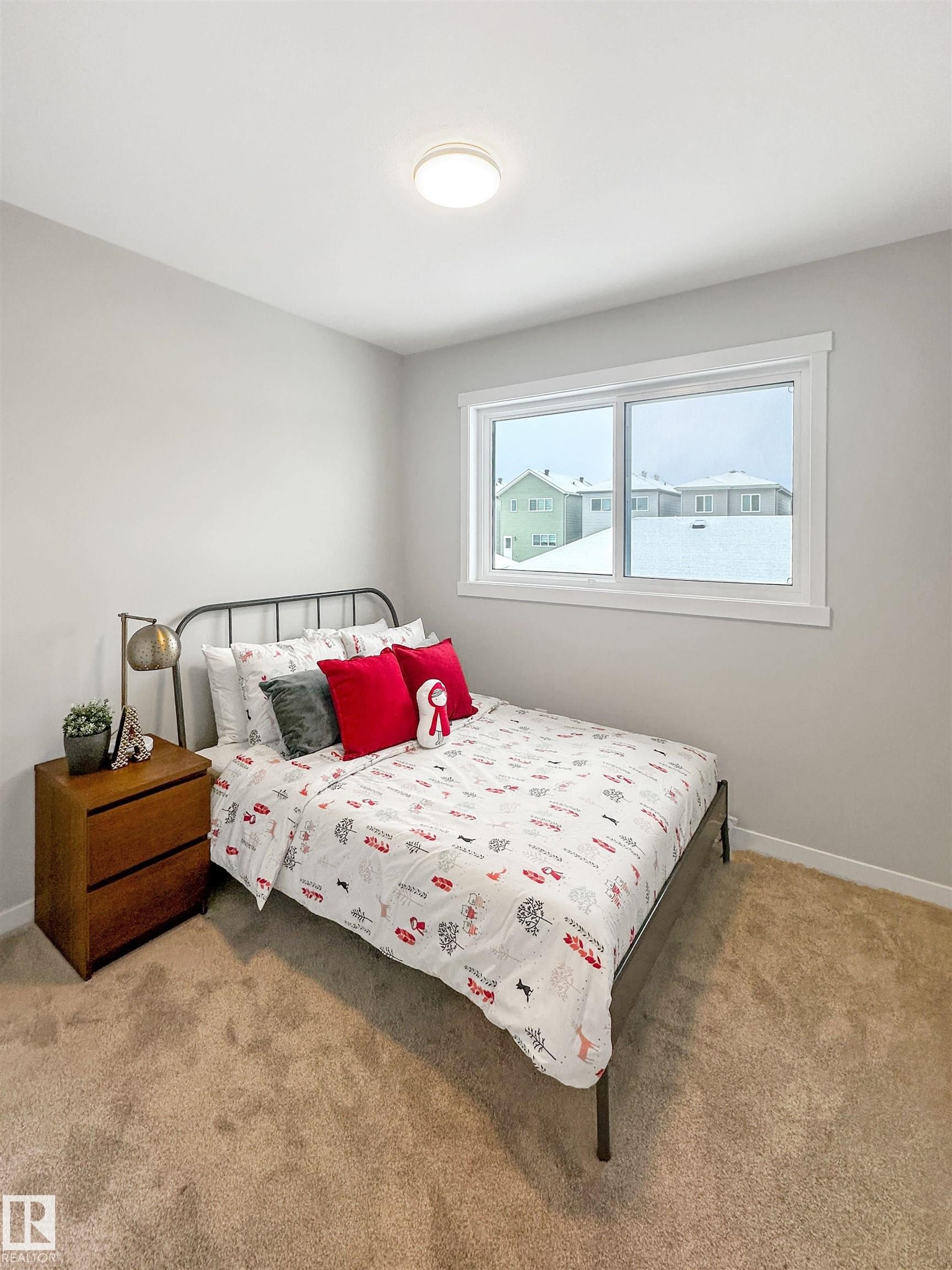 69 Raspberry Road, St. Albert, AB - Indoor Photo Showing Bedroom
