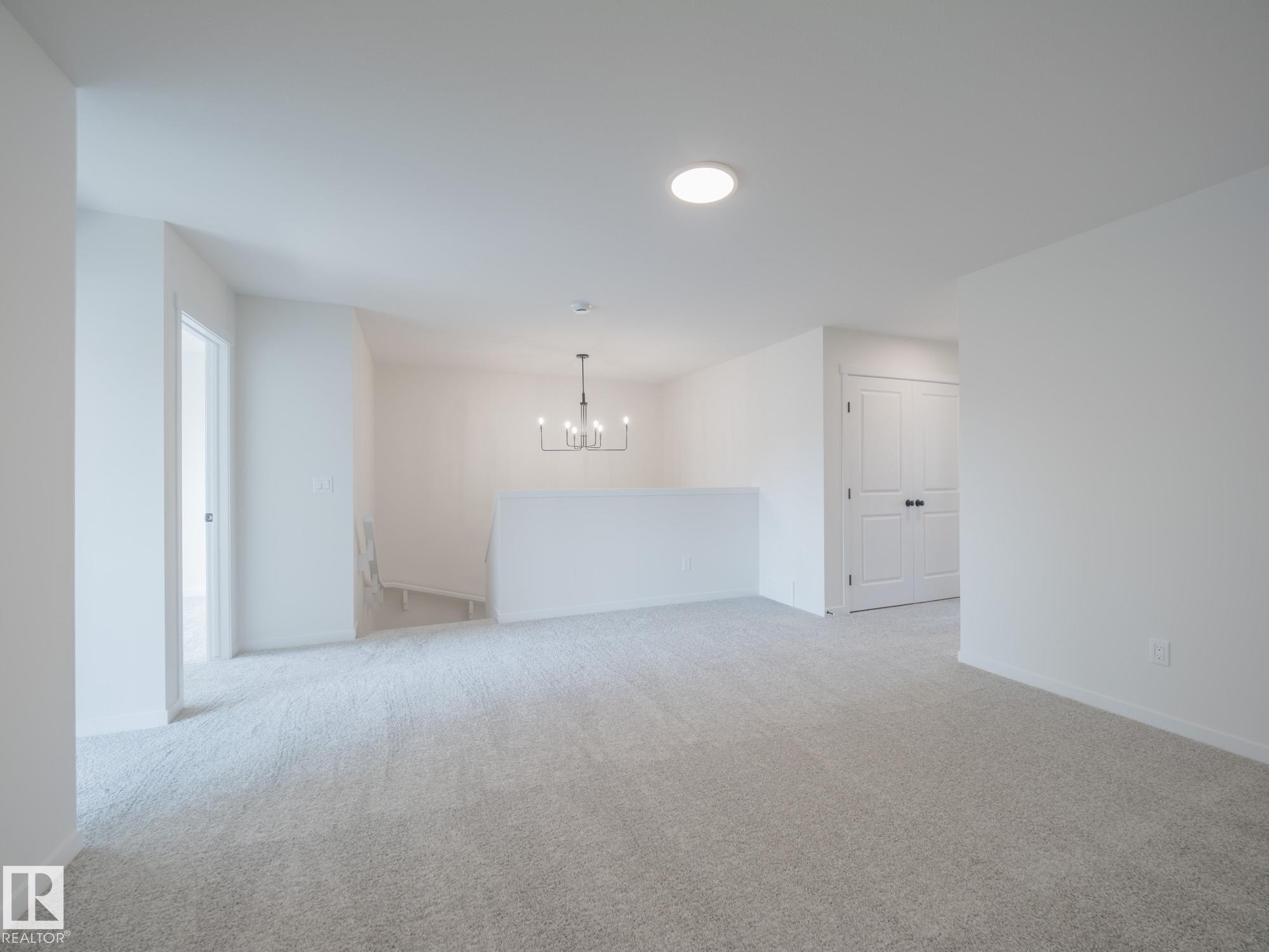 28 Nerine Crescent, St. Albert, AB - Indoor Photo Showing Other Room