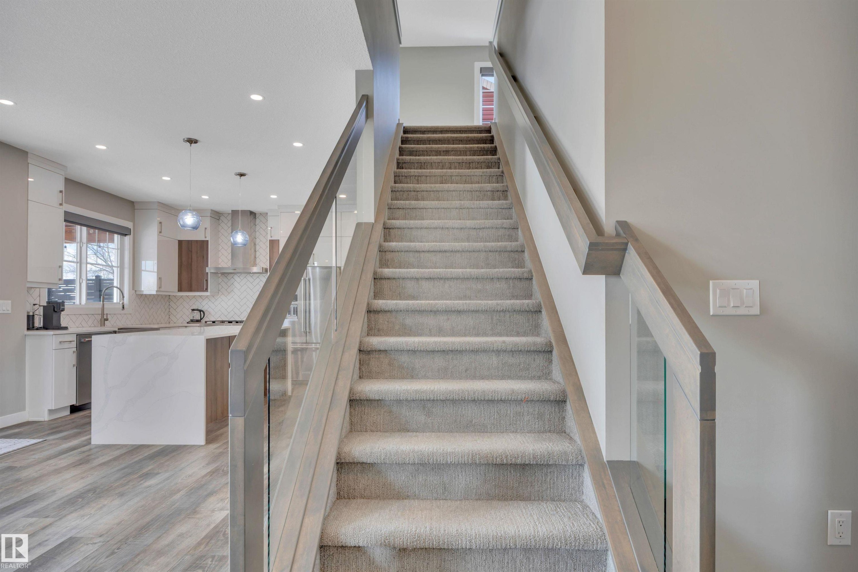 15 Promenade Point(E), Beaumont, AB - Indoor Photo Showing Other Room