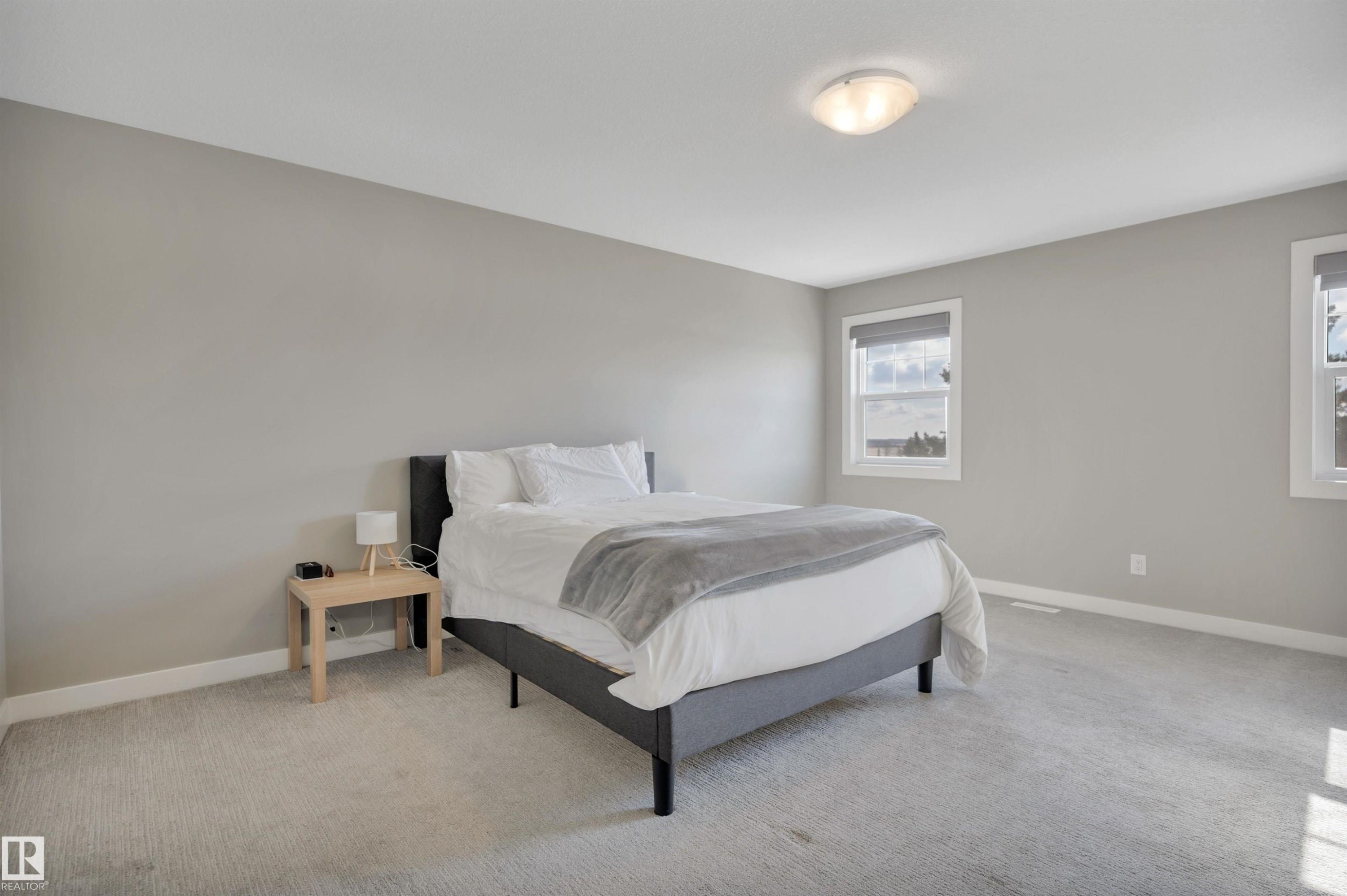 15 Promenade Point(E), Beaumont, AB - Indoor Photo Showing Bedroom