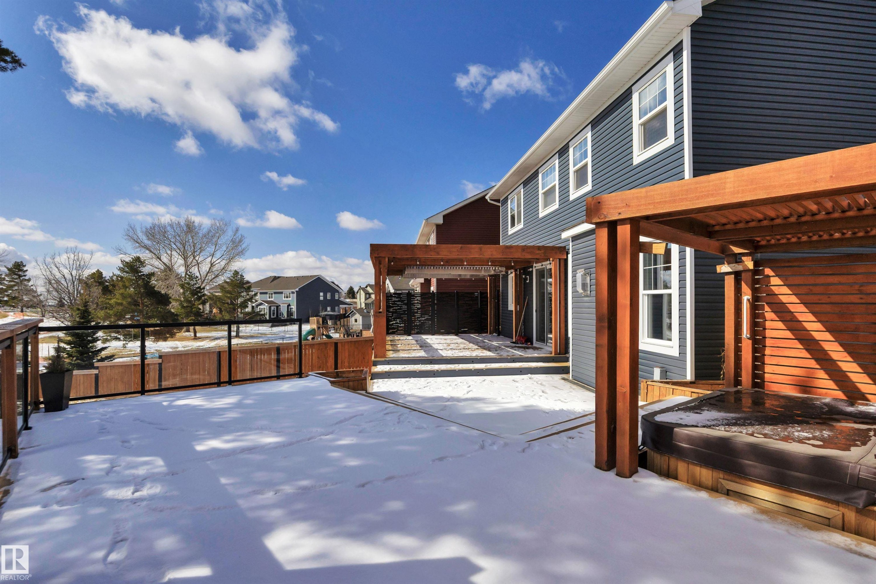 15 Promenade Point(E), Beaumont, AB - Outdoor