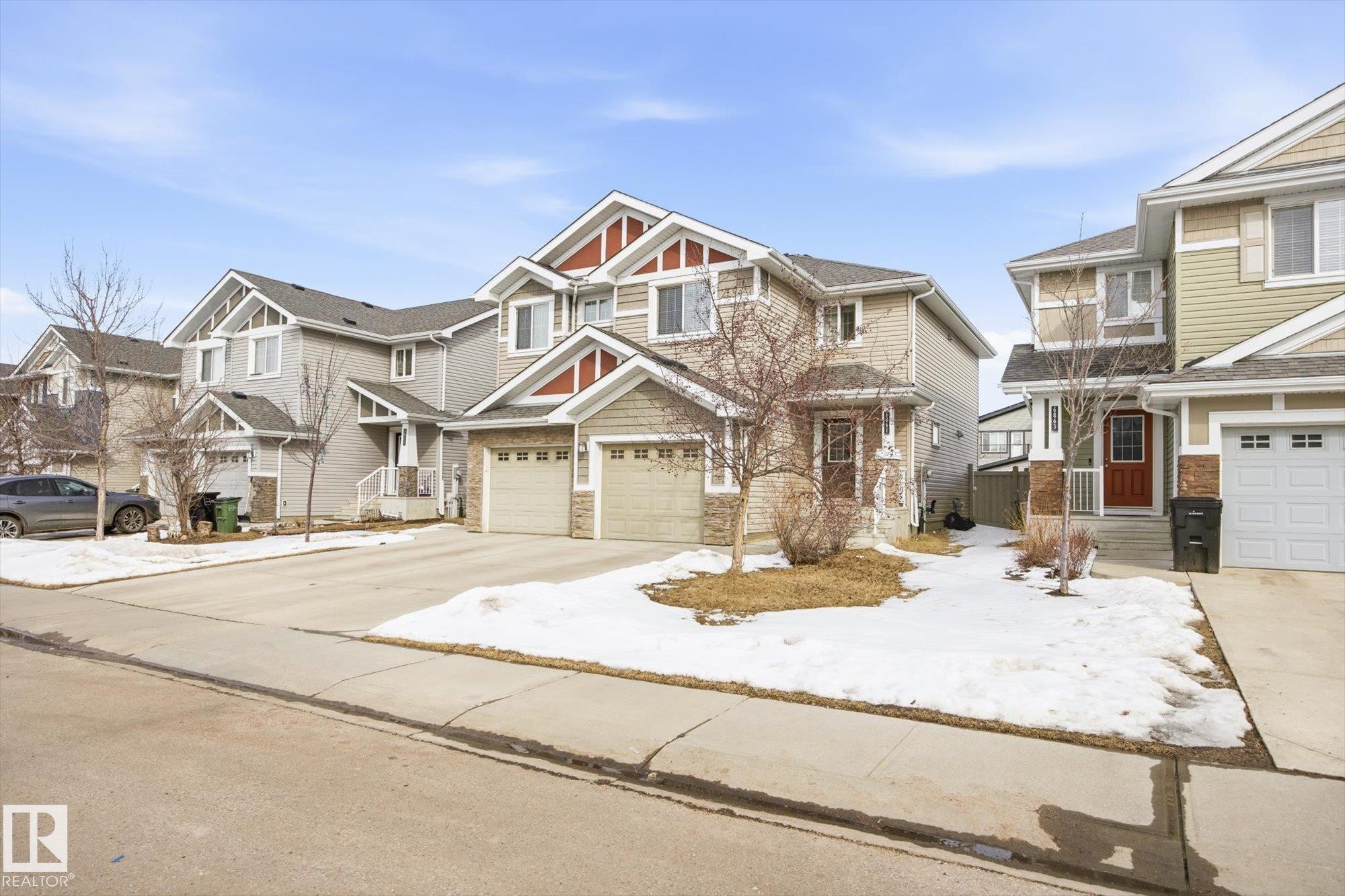 6861 Cardinal Link, Edmonton, AB - Outdoor With Facade