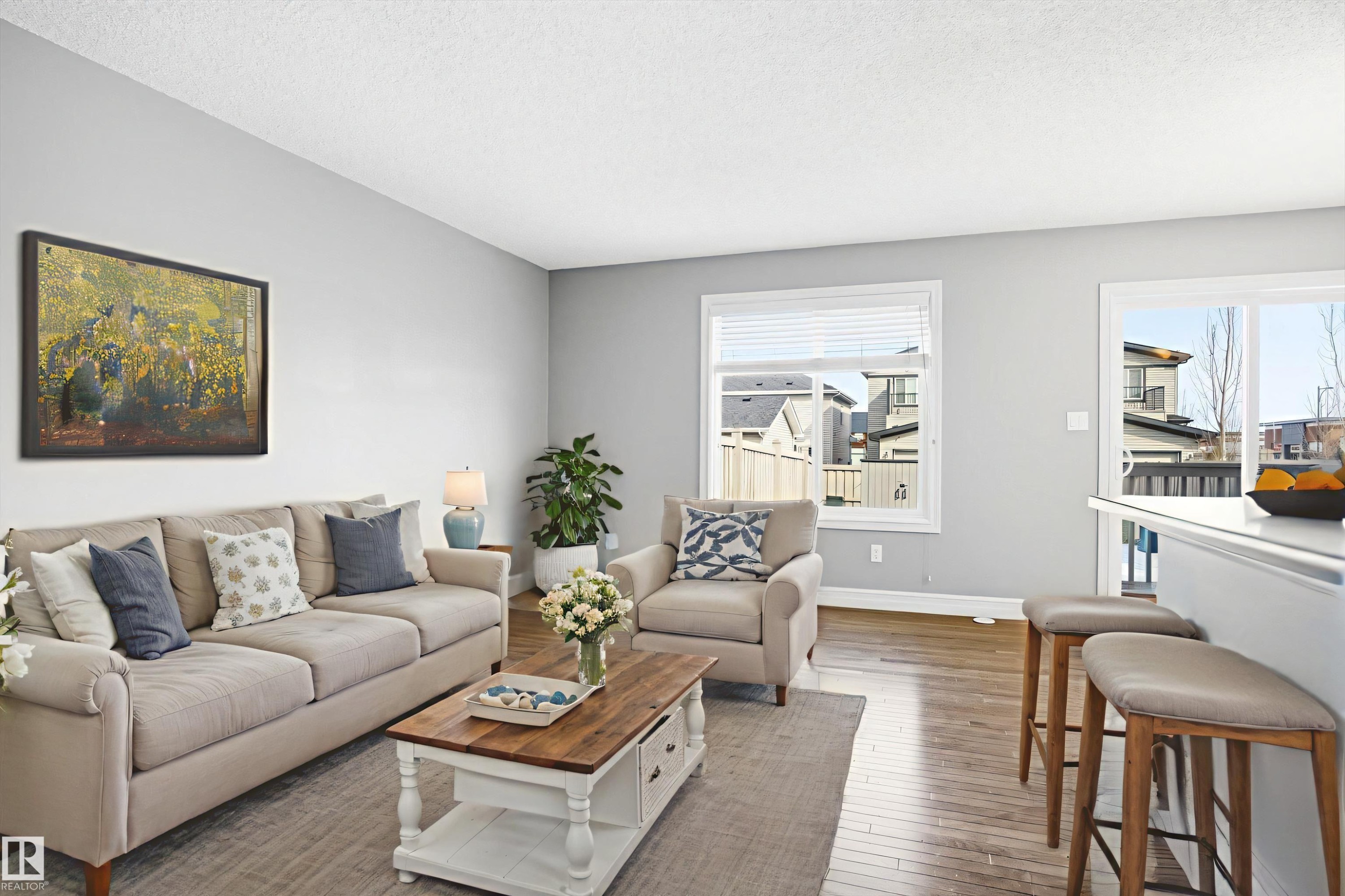 6861 Cardinal Link, Edmonton, AB - Indoor Photo Showing Living Room