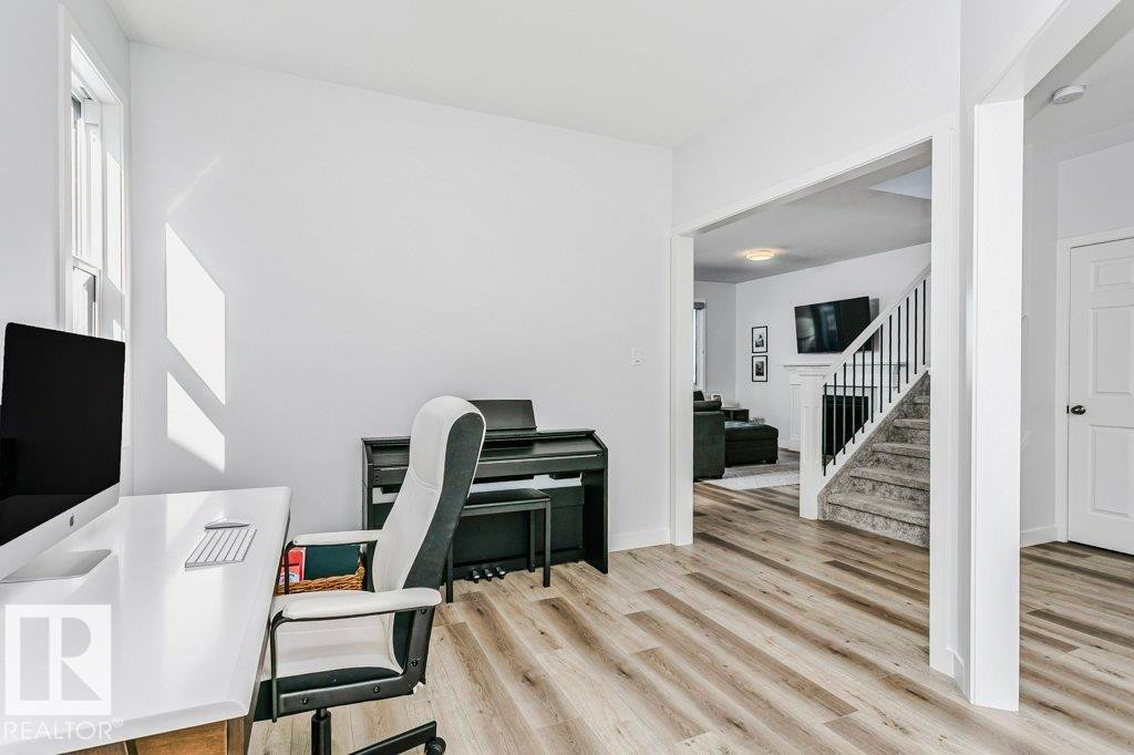 18 Elderberry Point(E), Fort Saskatchewan, AB - Indoor Photo Showing Office