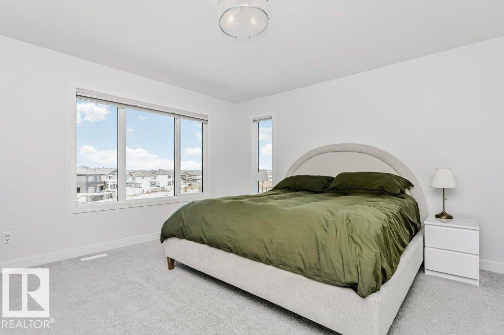 18 Elderberry Point(E), Fort Saskatchewan, AB - Indoor Photo Showing Bedroom