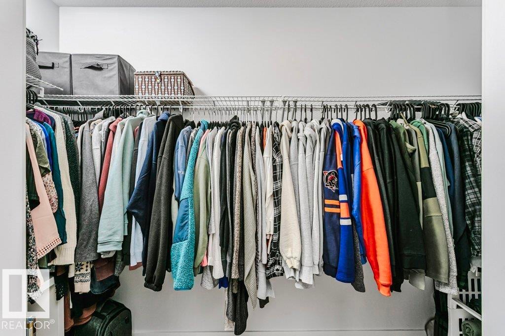 18 Elderberry Point(E), Fort Saskatchewan, AB - Indoor With Storage